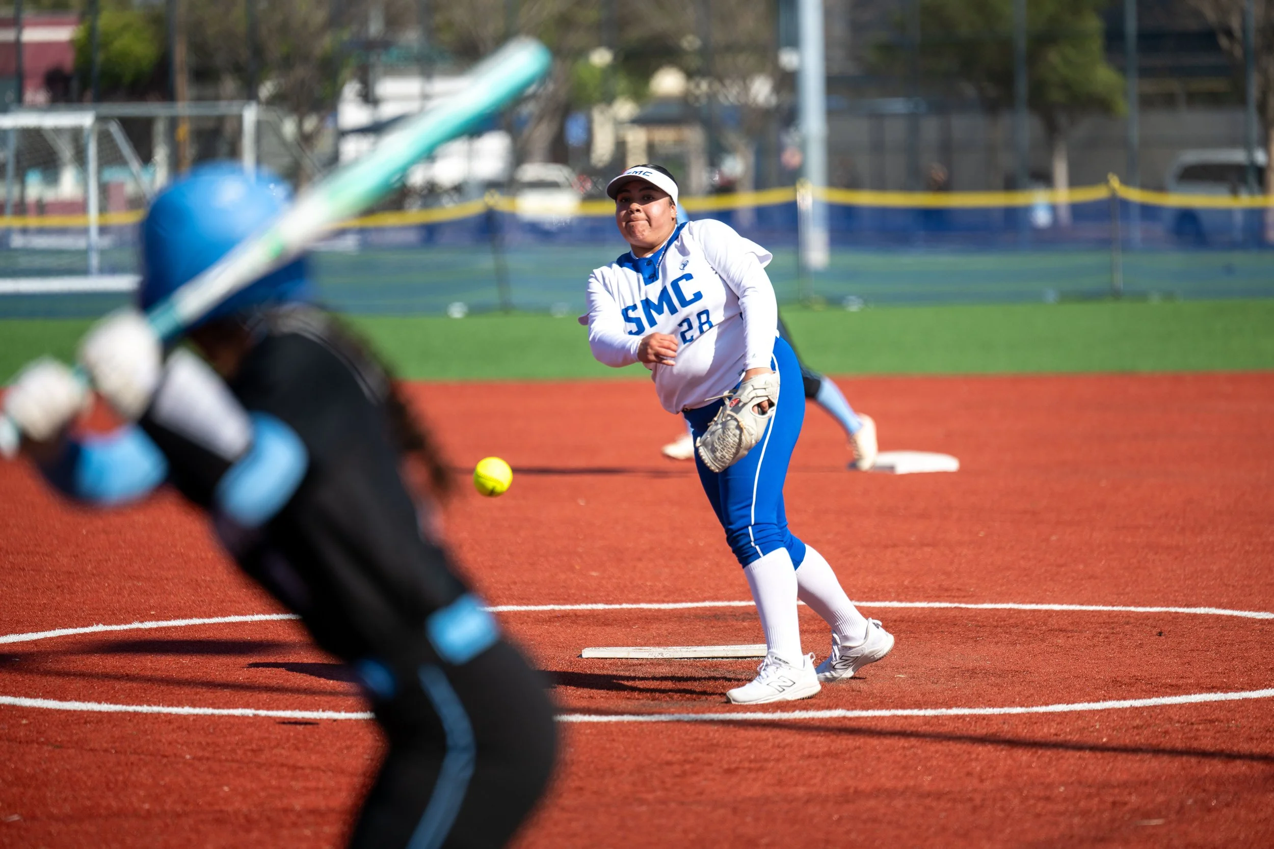  Santa Monica College (SMC) Corsair relief pitcher Katrina Olmedo (28) pitches during the game against Moorpark College Raiders at Santa Monica, Calif., Friday, Feb. 27, 2026. The Corsairs were defeated by the Raiders 16-0. (Tom Rosholt | The Corsair