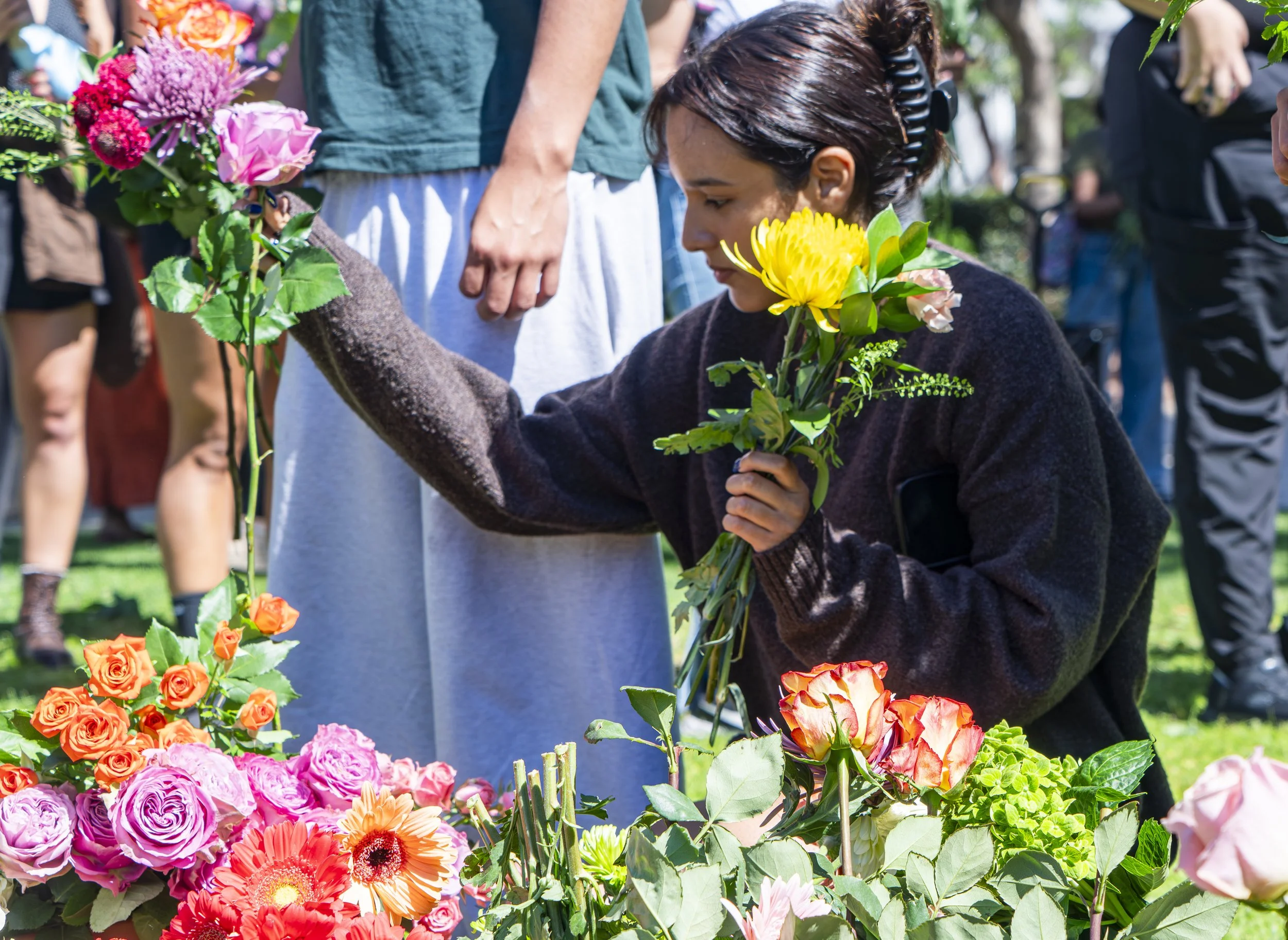  Sophomore psychology student at santa Monica College Kaelyn Moralesas as she decides what flowers to choose for her arrangment at the Associated Students Flower Market at Santa Monica College in Santa Monica, Calif., Thursday March. 19, 2026 (Danny 