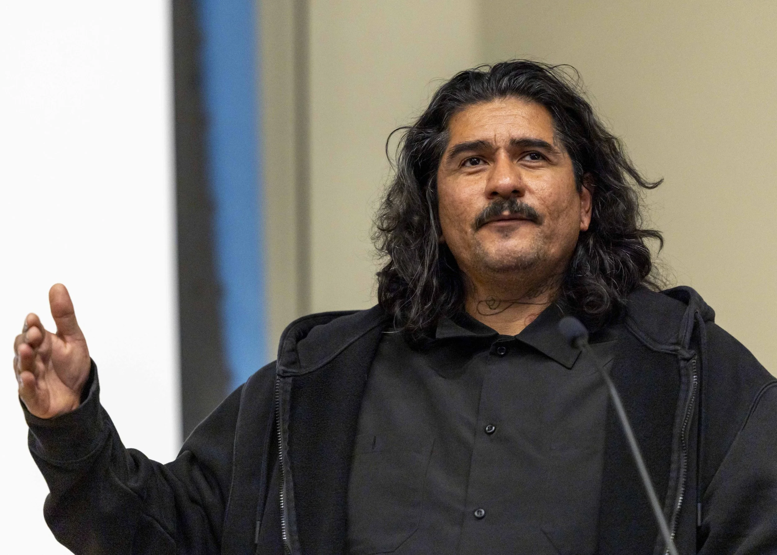  Santa Monica College (SMC) art department hosted Mexican American multidisciplinary performance artist Rafa Esparza at a special event held at the SMC Student Services Center Orientation Hall in Santa Monica, Calif., on Wednesday, March 11, 2026. Es