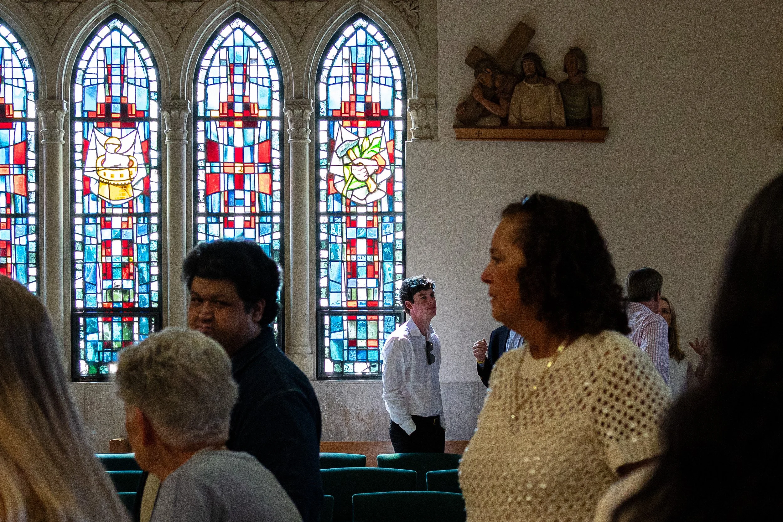  A parishioner of Corpus Christi Church—one of the Catholic churches destroyed in the 2025 Palisades Fire—attends Easter Mass at St. Joseph’s Chapel in the Carondelet Center on Sunday, April 5, 2026, in Los Angeles, Calif. The chapel currently serves