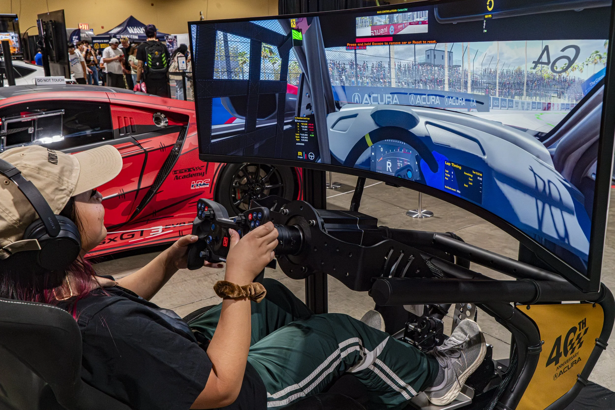  Attendees of the 2026 Acura Grand Prix of Long Beach had a chance to test the high-fidelity realism of the Cooler Master DYN X Racing Simulator which highlighted the 2026 INDYCAR Thrustmaster iRacing Pro Series virtual race on the Long Beach Street 