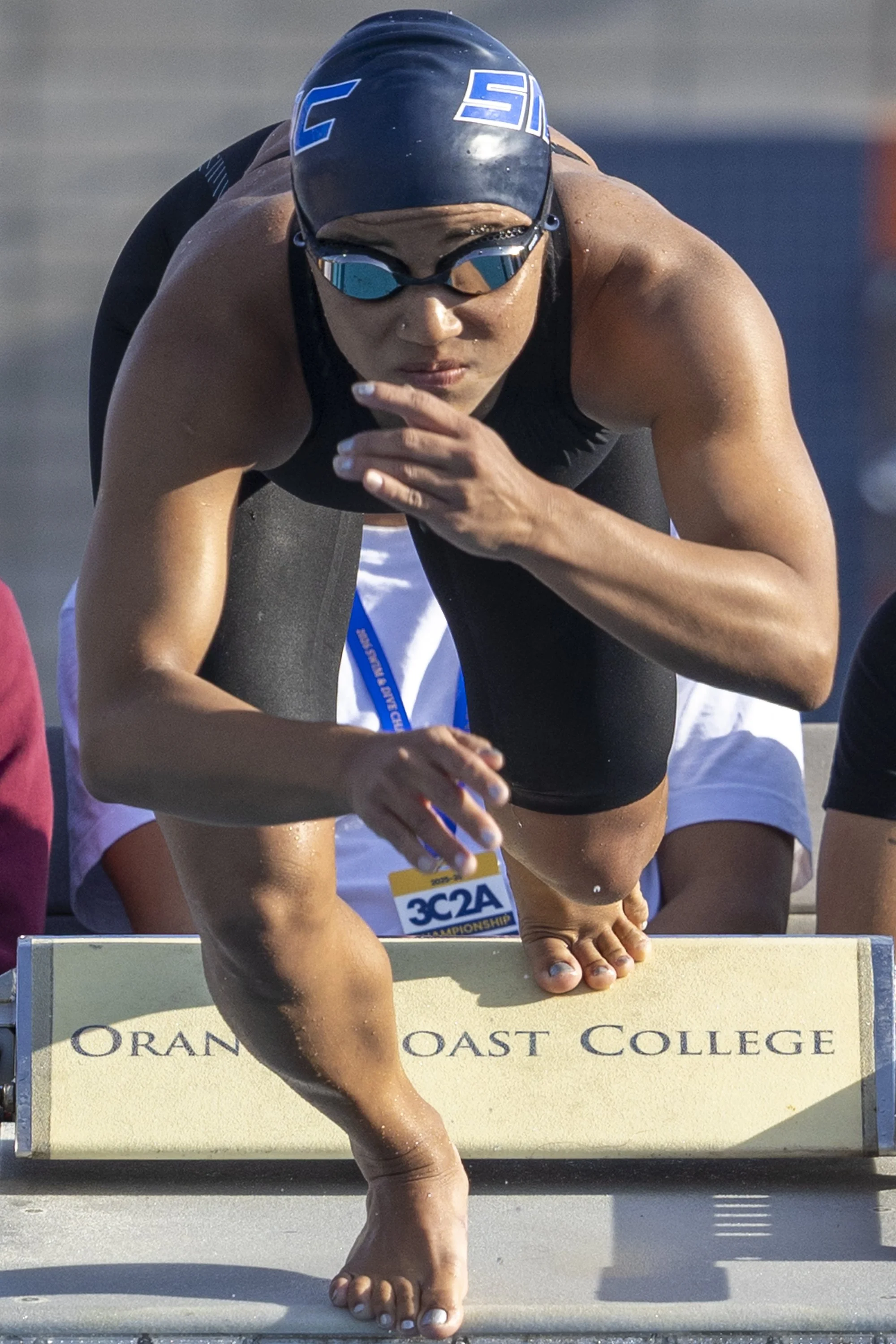  Izzy Montgomery, Santa Monica College (SMC) Corsair, dives from the block during the Prelims in the women’s 200m Individual Medley of the 3C2A State Championship on Thursday, April 30, 2026, at the Orange Coast College Pool in Costa Mesa, Calif. Mon