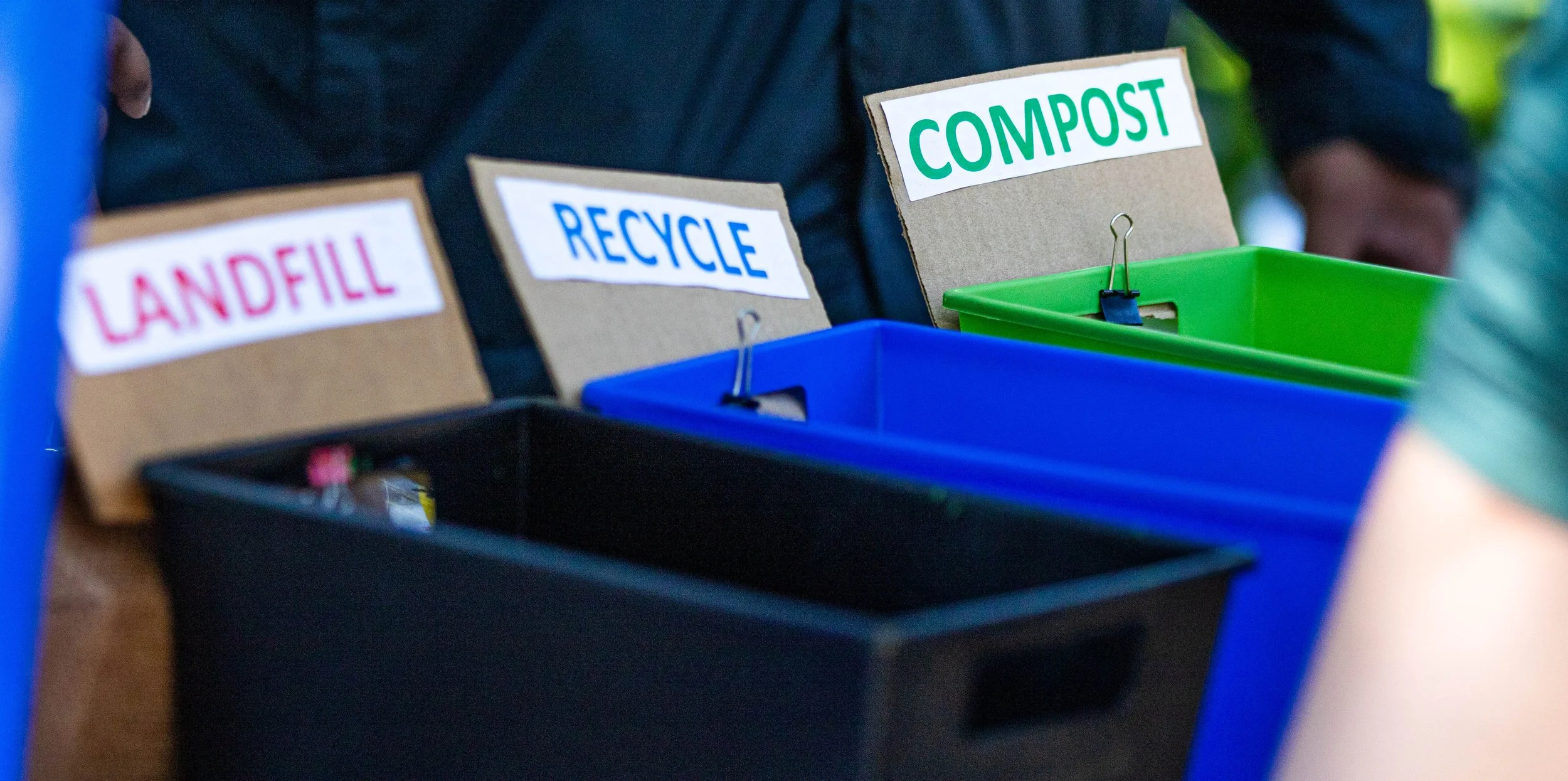  Santa Monica College (SMC) Eco Action Club set up a table with an interactive trash sorting game at the SMC Sustainability Fest on Thurs. April 23, 2026 at the SMC Quad on the main campus. The purpose of the game is to teach students the importance 