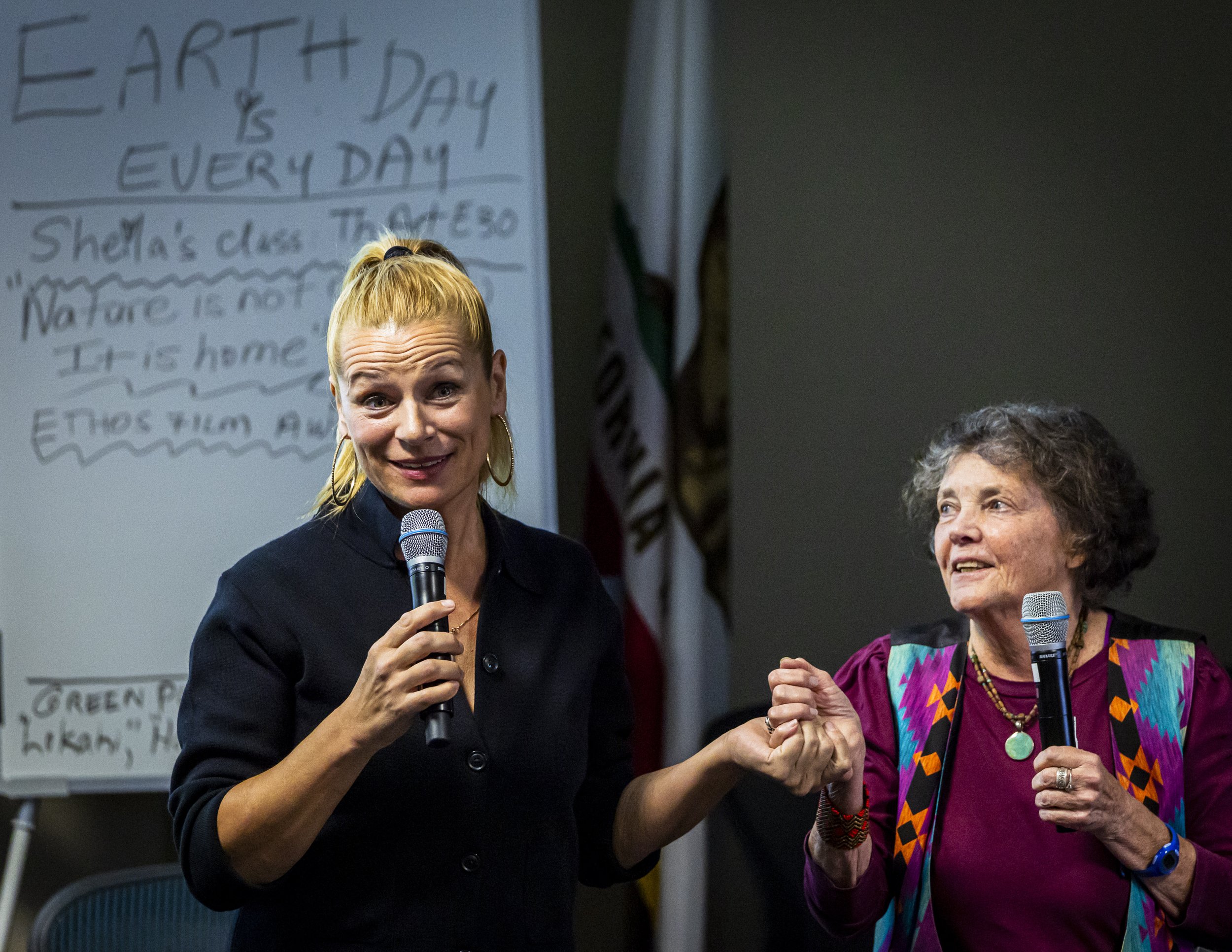 _DeLaBarreda_Guillermo_CULT_EarthDayAtEmeritus_7255.jpg