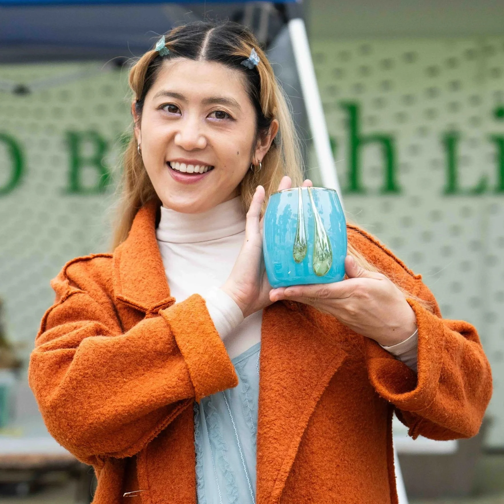 Mother’s Day Glass Sale takes over Pico Farmers Market, Courtesy of SMC Art Department