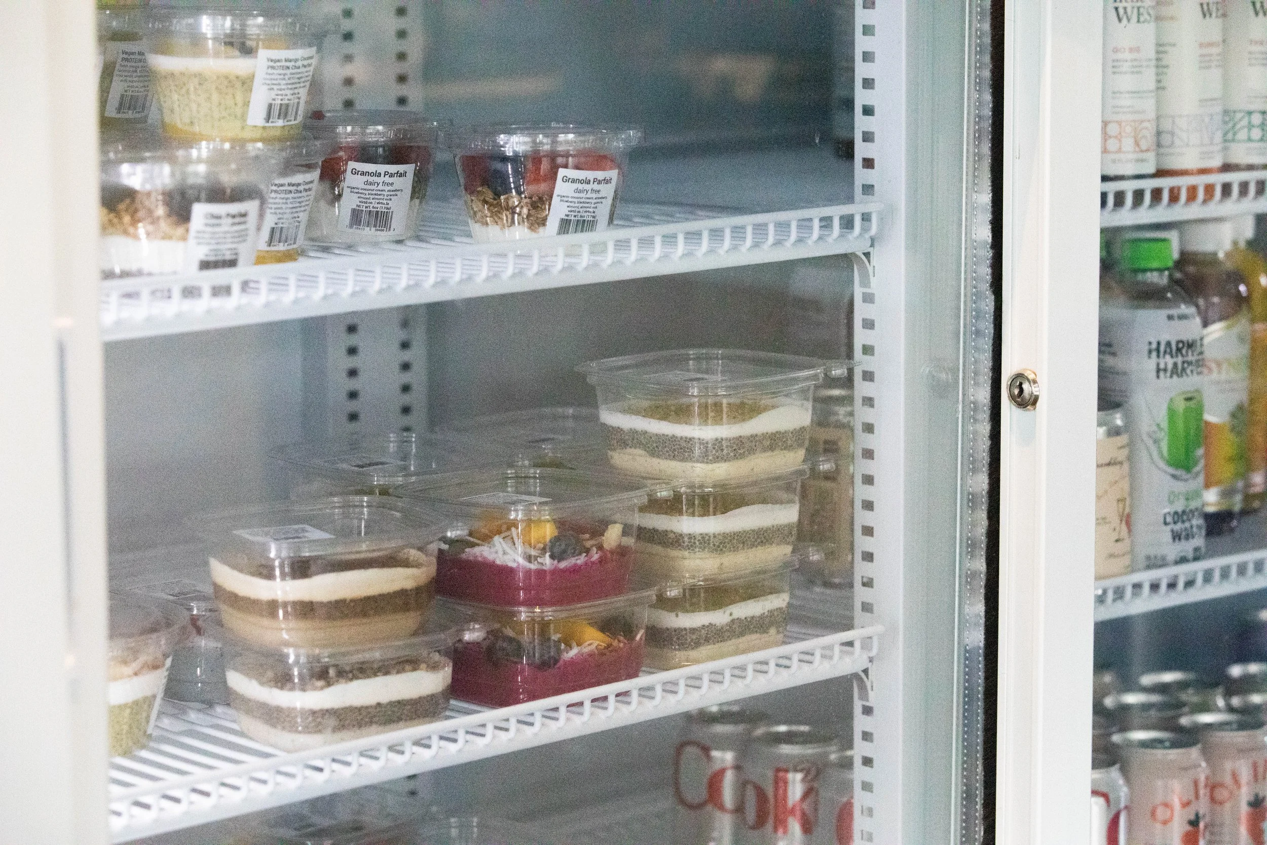  Cafe Ruisseau contains a number of protein bowls and granola parfaits on its menu. The protein bowls consist of a creamy, fruity base that includes vegan protein and is topped with granola, fruit, and nuts. Some of them include a layer of chia seed 