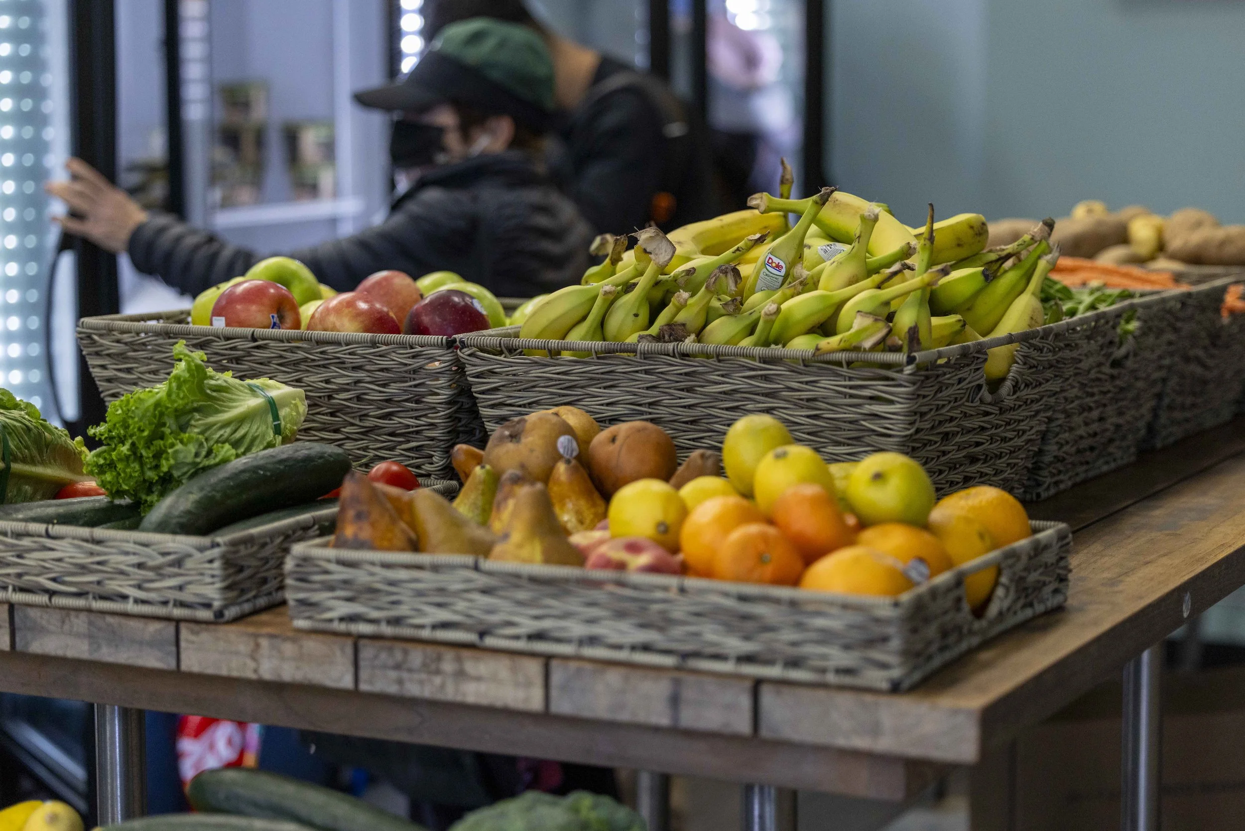  Santa Monica College’s Bodega at the main campus in Santa Monica, Calif., on Tuesday, May 5, 2026. The Bodega distributes free flowers and groceries to students, with items sourced from stores such as Whole Foods, Trader Joe’s, and Bristol Farms. De