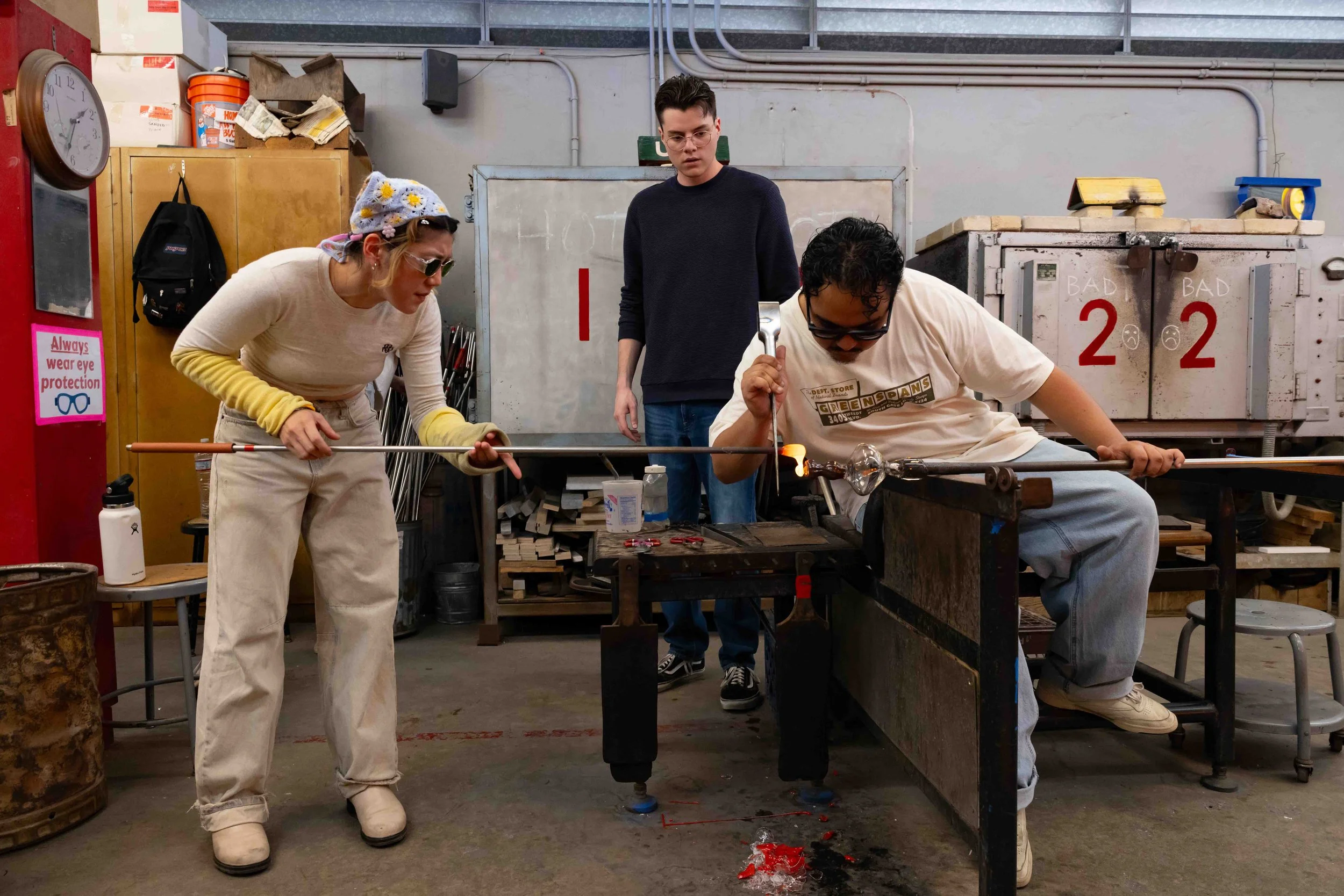 Bacher_Elizabeth_PS_hotshop-glass_7671.jpg