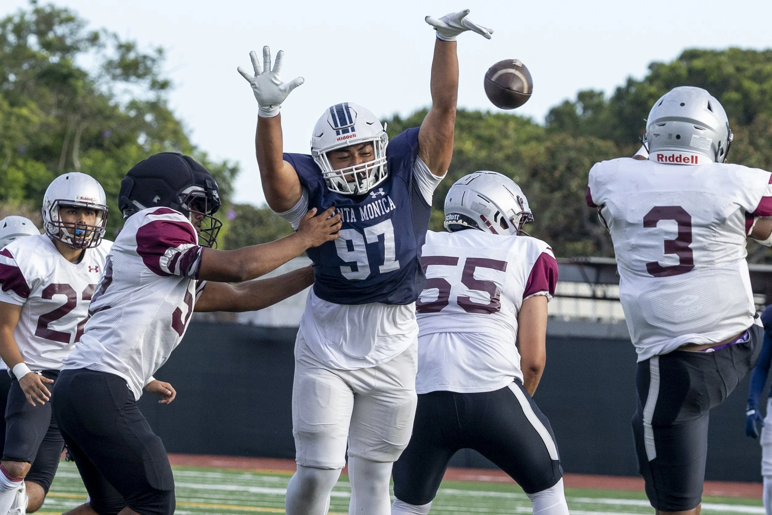  Defensive Line Lizandro Fider (97), Santa Monica College (SMC) Men’s Football Corsairs, blocks a punt by Jayone Paschall (3), Compton College Coyote, which leads to the sixth touchdown for the Corsairs during the game on Saturday, Sept. 5, 2026, at 