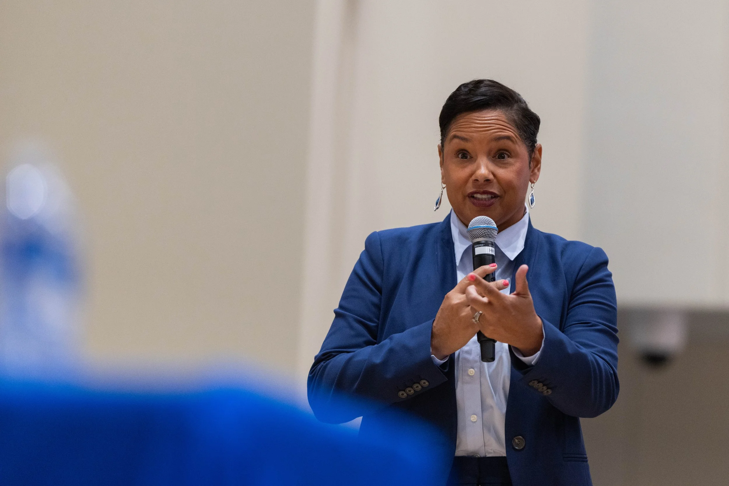  Santa Monica College (SMC) Superintendent/President finalist Dr. Candace Jones (CQ) answering questions during the Superintendent/President Finalist Forum on Tuesday, Sept 22, 2026 at Orientation Hall, Santa Monica College, Santa Monica, Calif. Jone