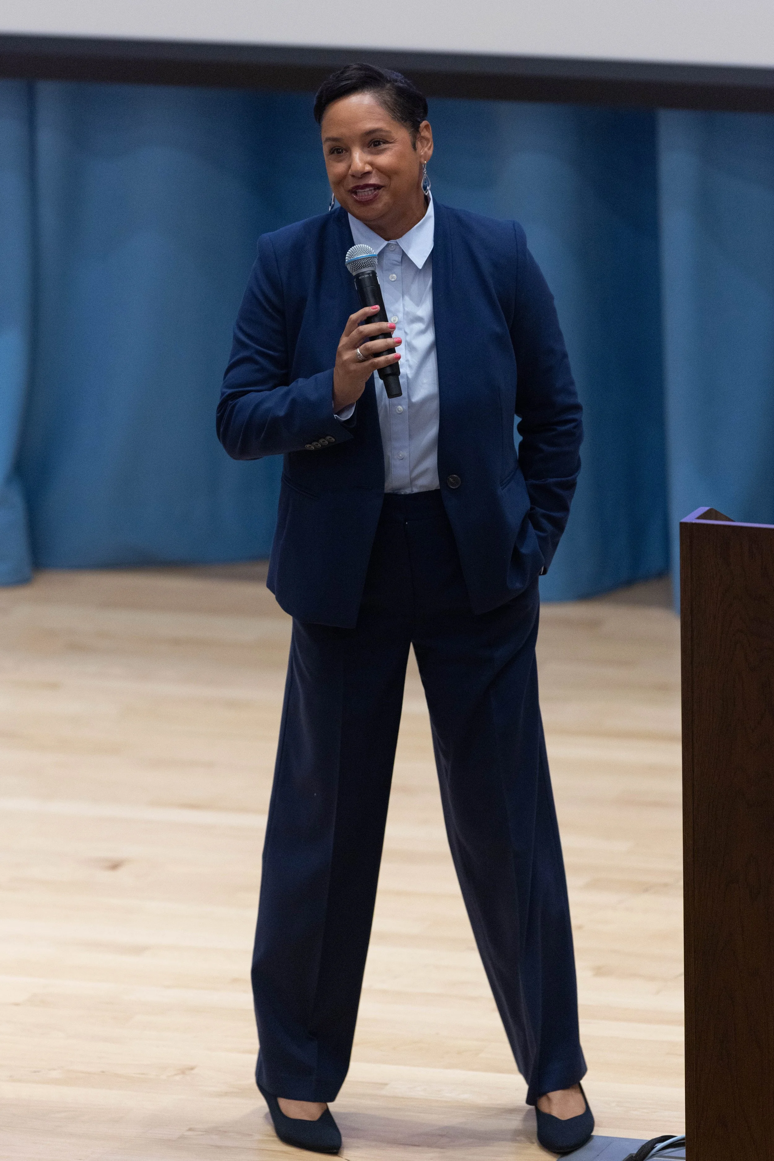  Santa Monica College (SMC) Superintendent/President finalist Dr. Candace Jones (CQ) answering questions during the Superintendent/President Finalist Forum on Tuesday, Sept 22, 2026 at Orientation Hall, Santa Monica College, Santa Monica, Calif. Jone