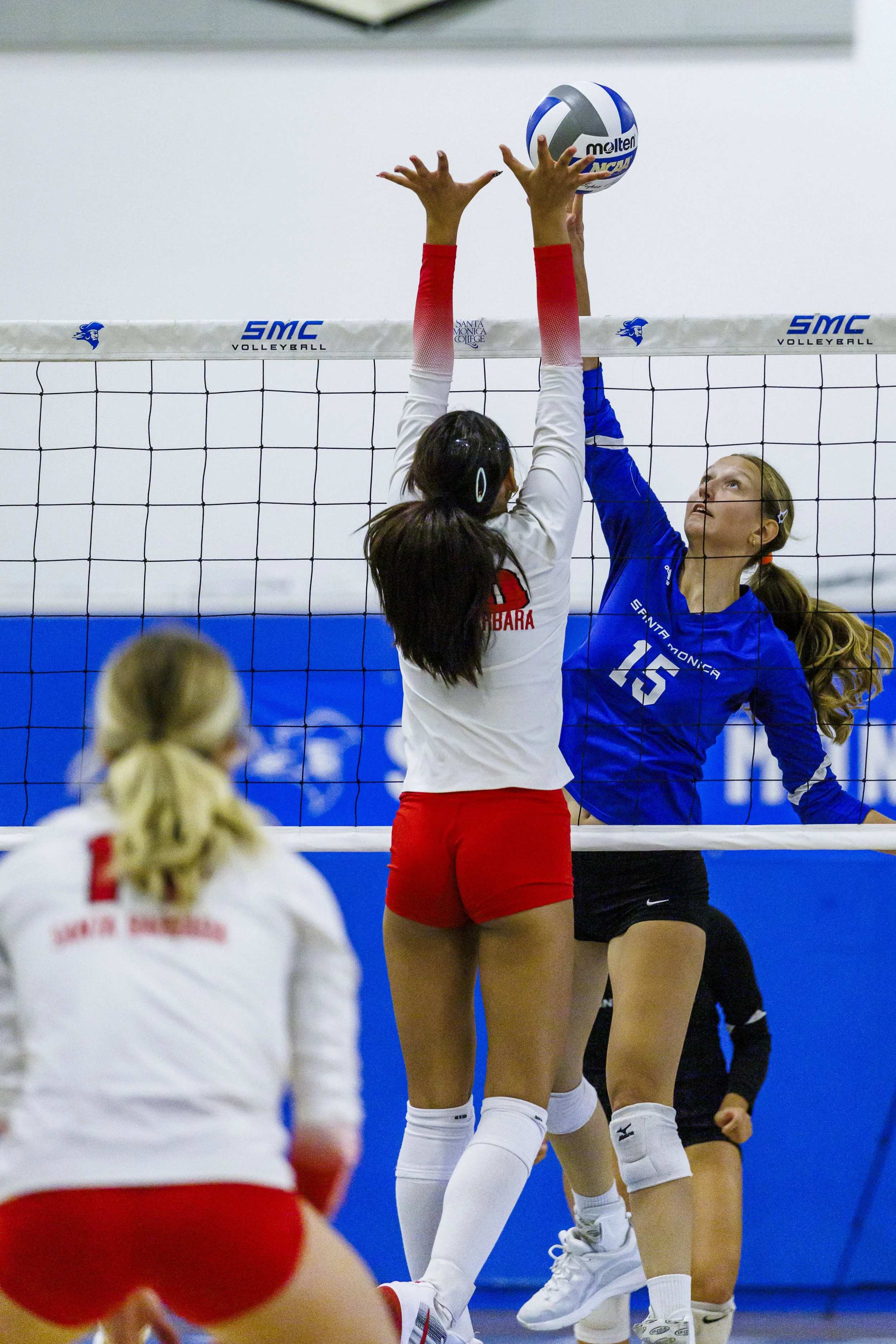  Santa Monica College (SMC) Corsairs Alison Cumming (15) (Left) tries to get the ball past Santa Barbara City College Vaquero Makeleta Leilani Stepp (20) (Right) during their game on Wednesday, September 23, 2026, at the SMC Corsair Gym in Santa Moni