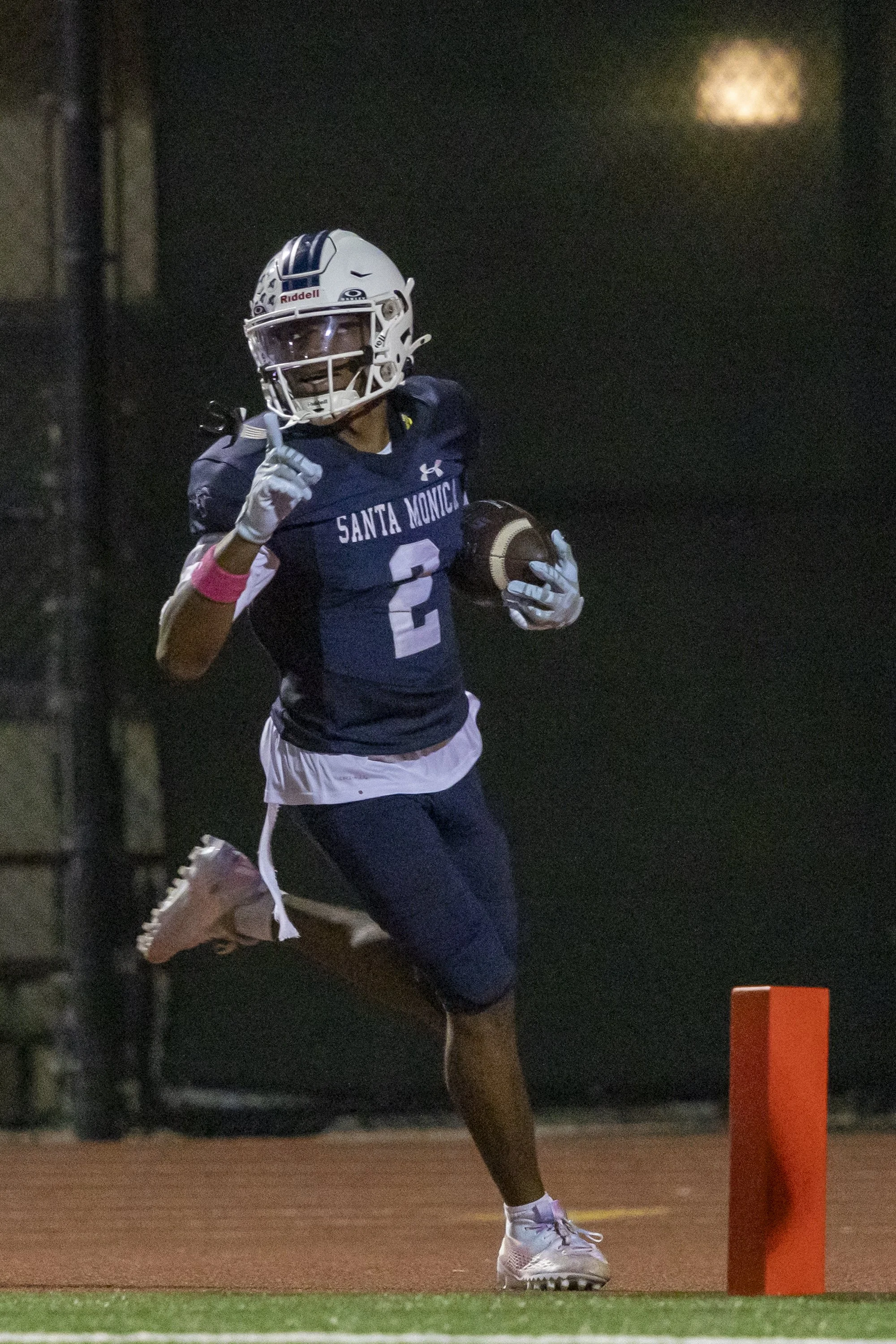  Santa Monica College (SMC) wide receiver Lamont White (2) celebrates after scoring a 63-yard touchdown late in the third quarter of the Corsairs’ Homecoming game against the West Los Angeles College Wildcats on Saturday, Oct. 24, 2026, at Corsair Fi