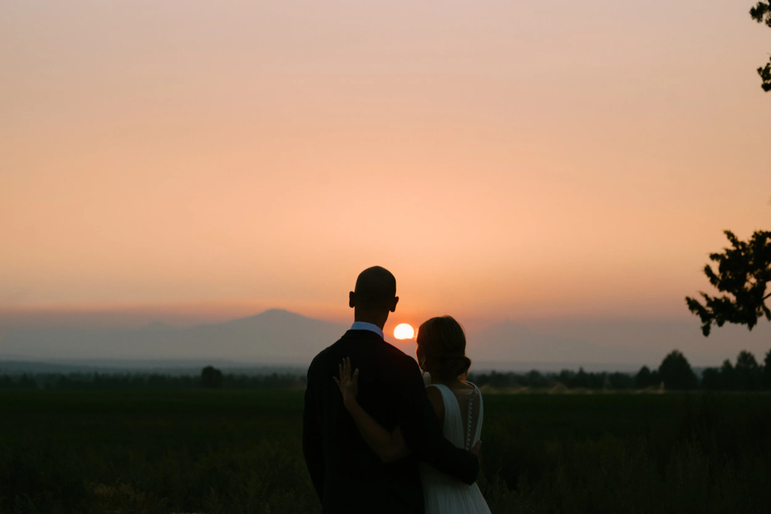 Erin + Ian | Bend Oregon Wedding 