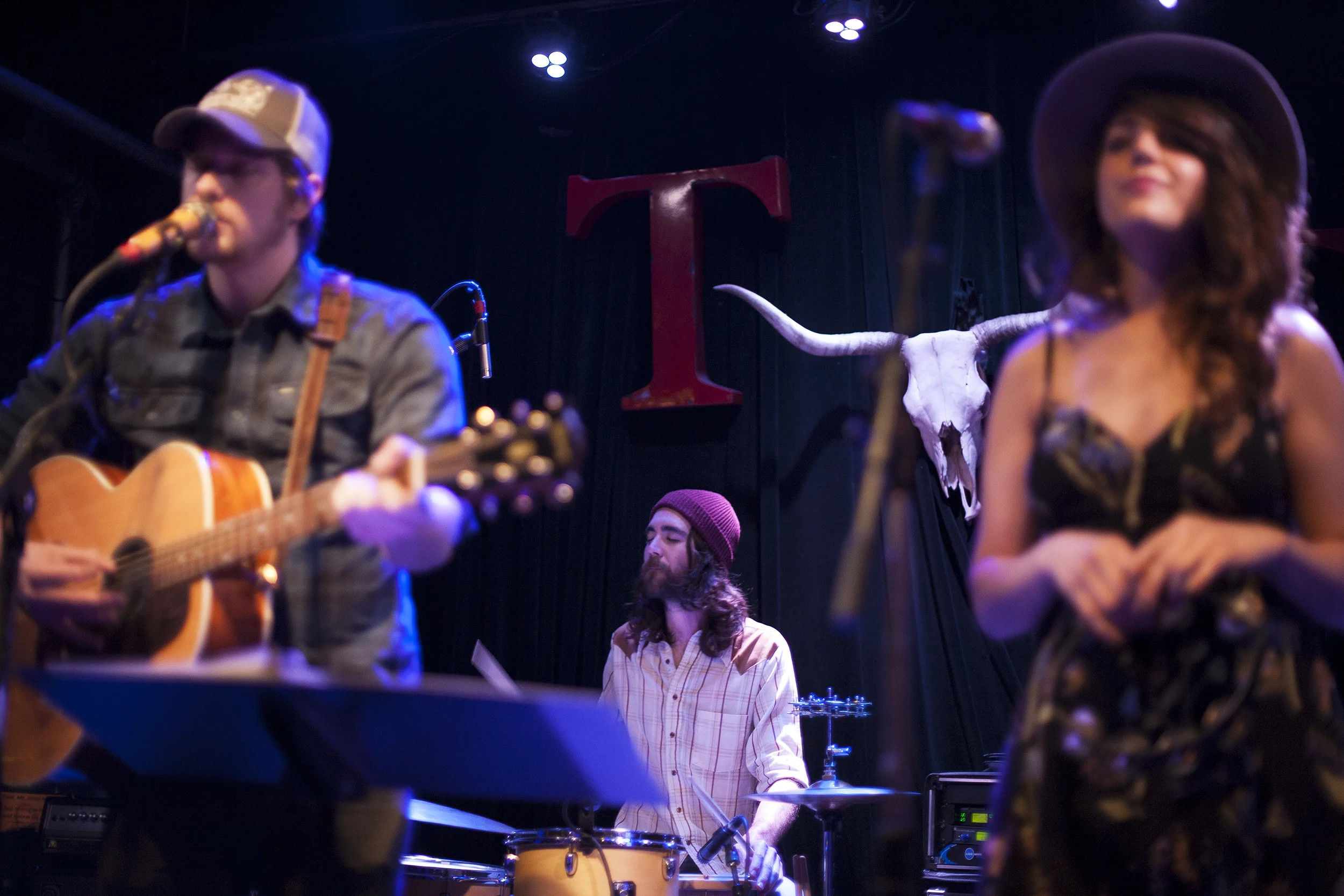 Old Coast Live at Tractor Tavern