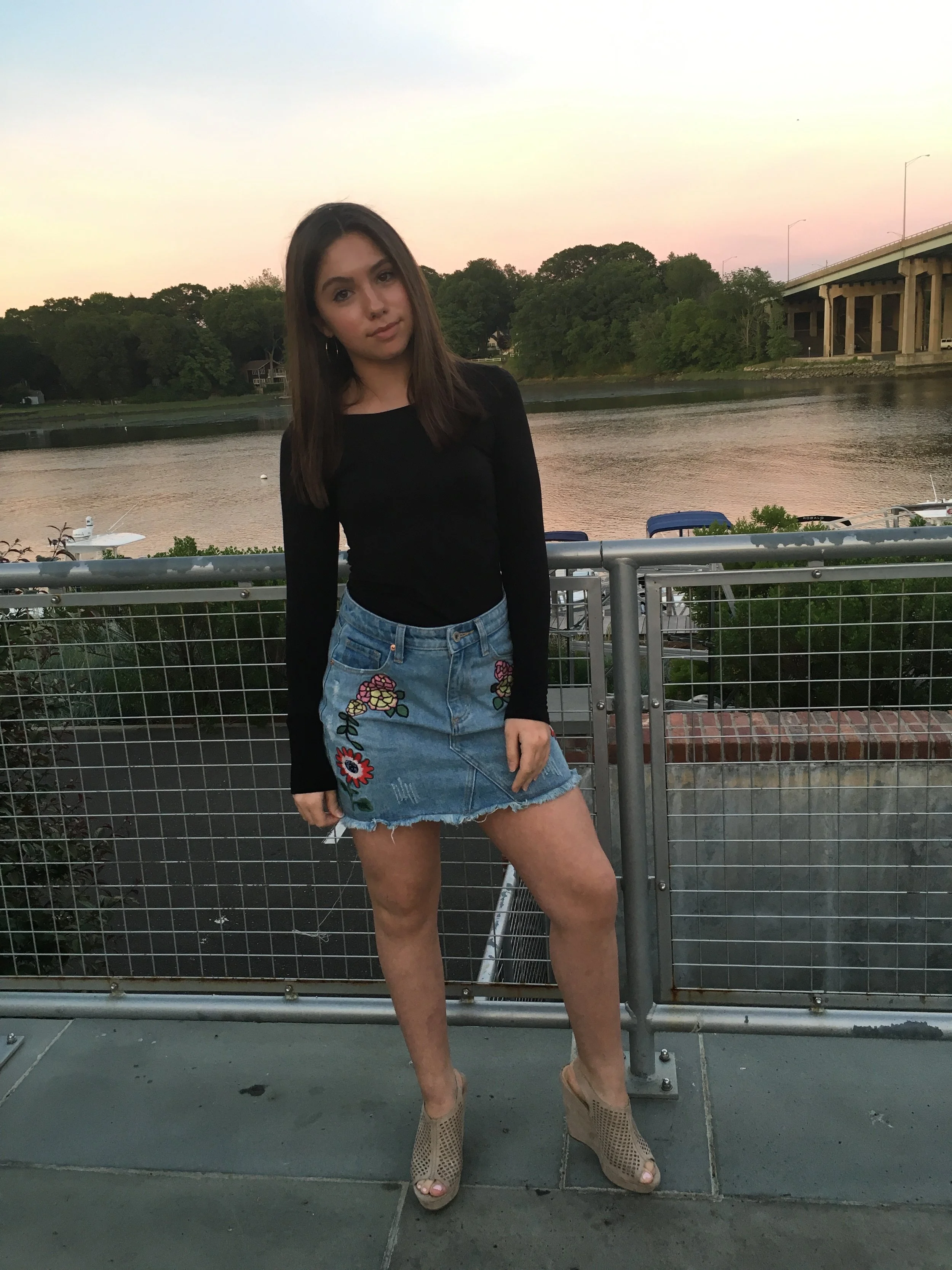 1 Jean Skirt: 5 Looks — Coat Of Love