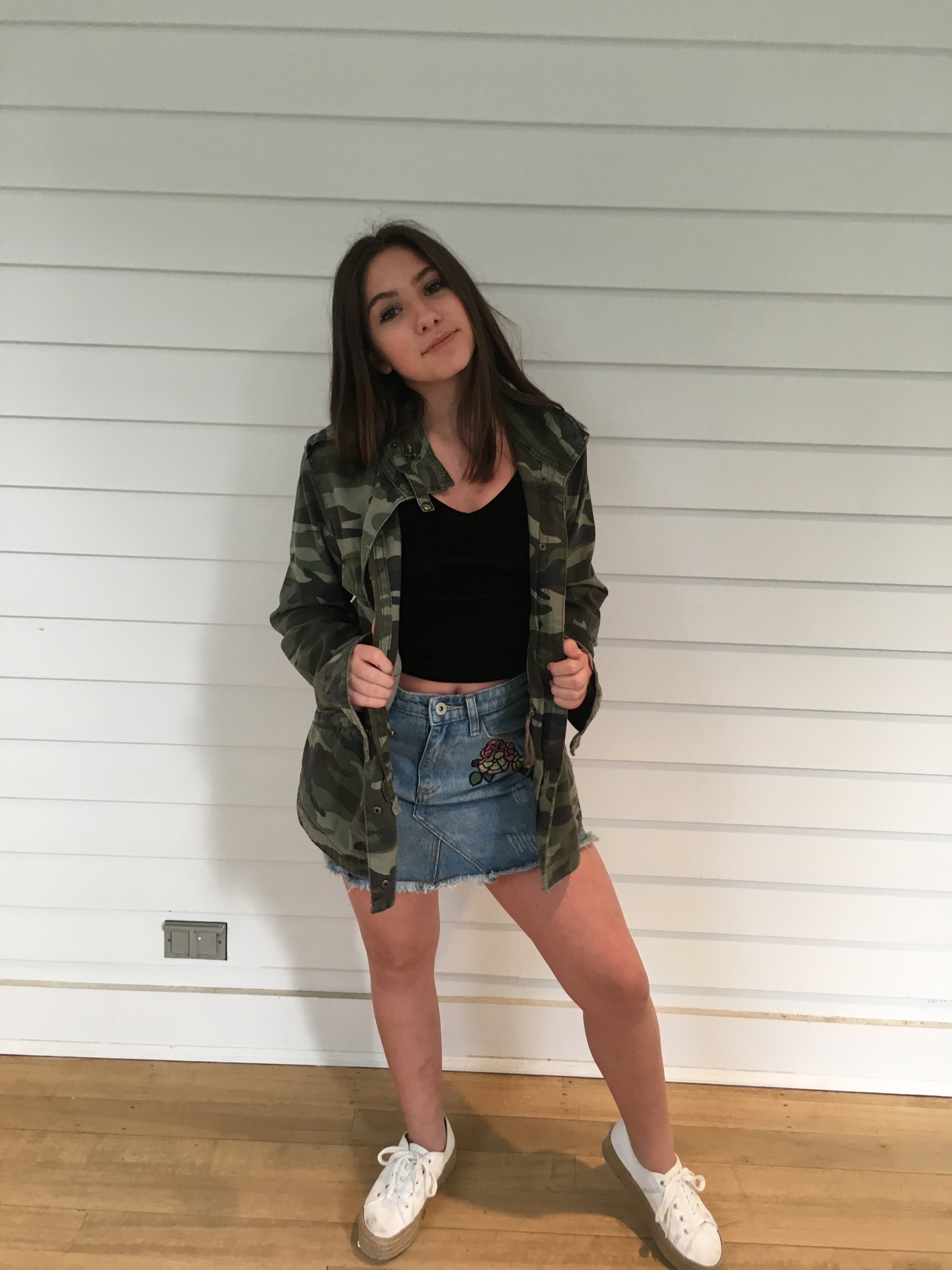 jean skirt and top