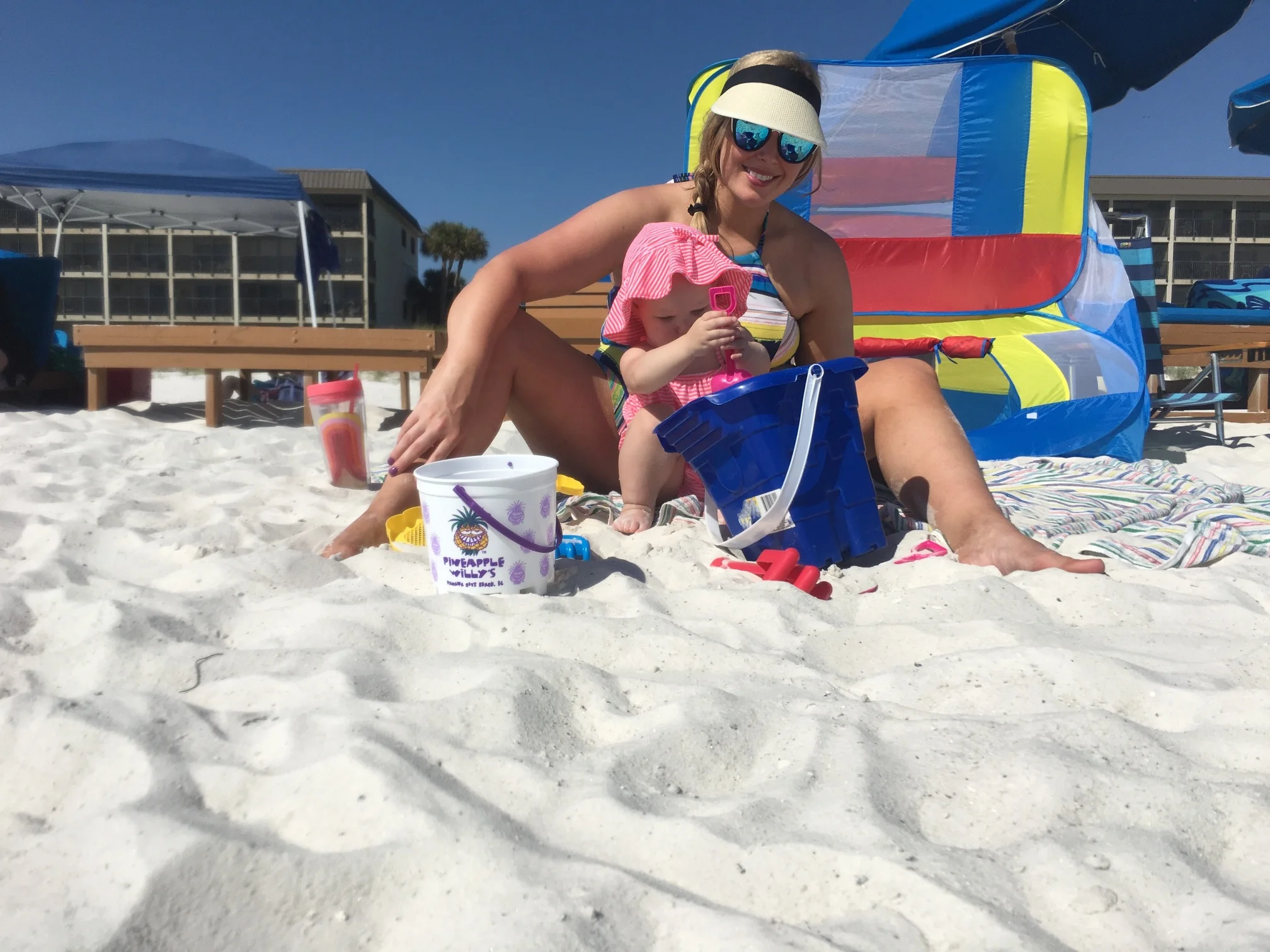 beachmusthaves 201.jpg