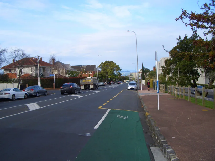 ST STEPHENS AVE TO BRIGHTON CORNER