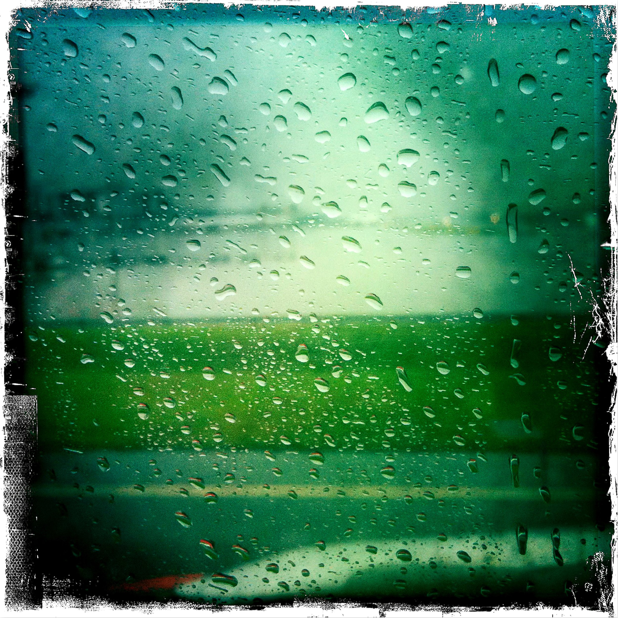 PhotoRag_BL_Raindrops.jpg