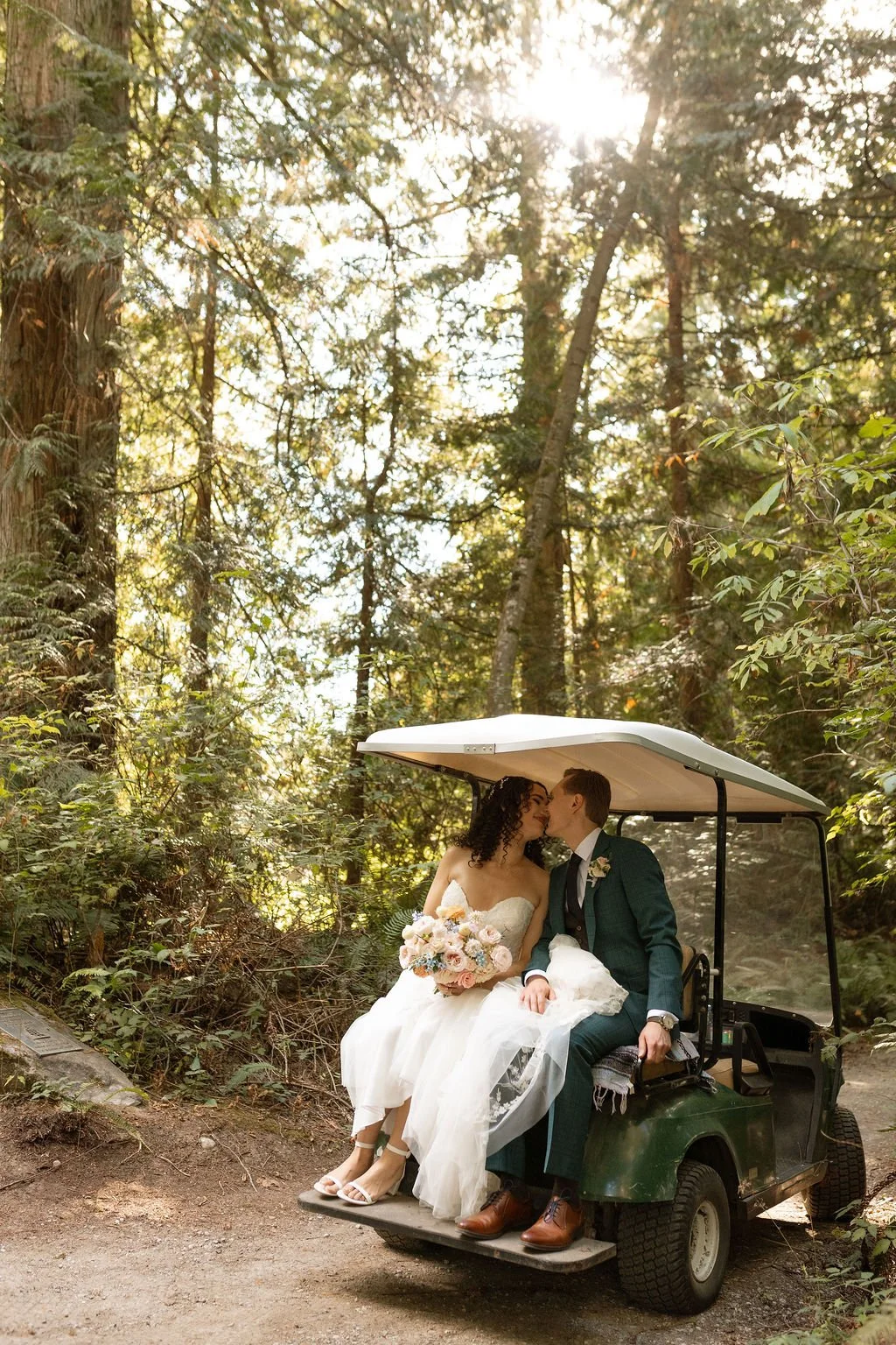 LNW-PNW-Photos-Kaylee-John-Bainbridge-Island-Seattle-Wedding-1926.jpg