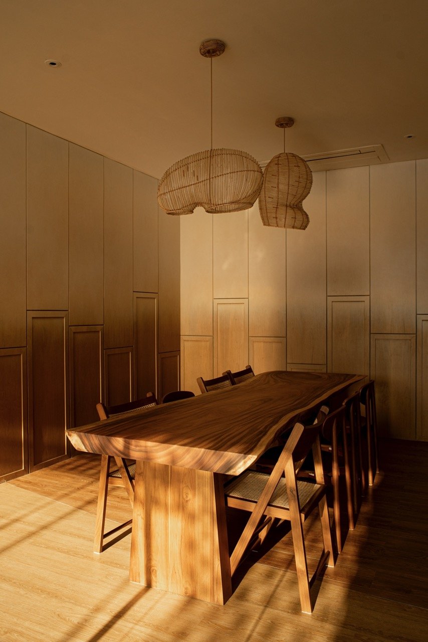 isc1994 - Realm27 Large.jpeg