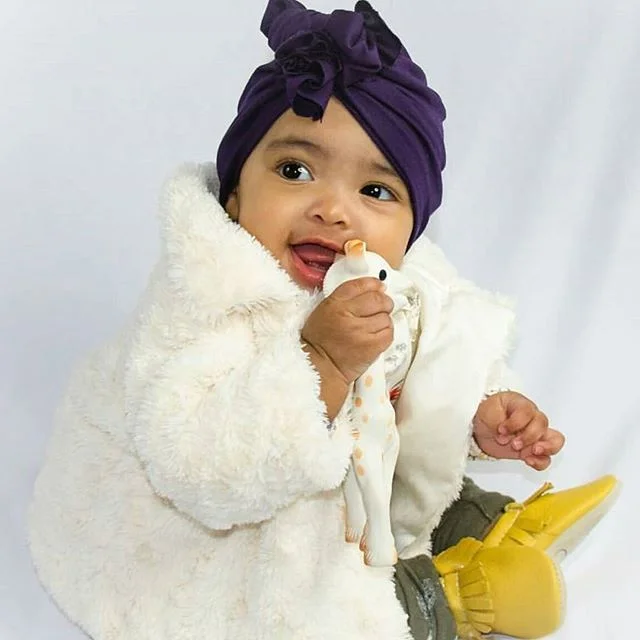 Baby with style! So cute 💛💛💛@chickpeasworld

#sophiethegiraffeaustralia #bestteethingtoy #teethingtoy #naturalrubber #nontoxicpaint #teethingbaby #organic #teether #instababy #kidsfashion #bestfriend