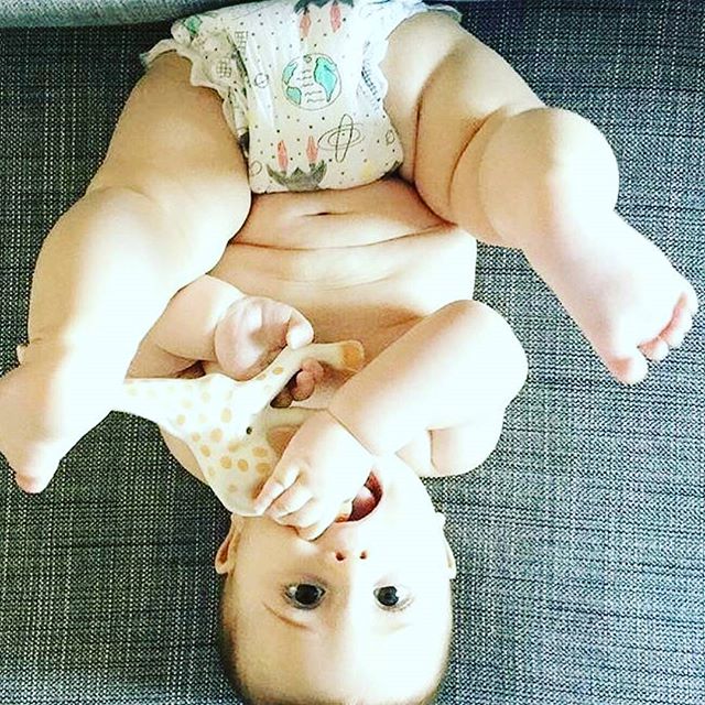 Yoga time! Have a beautiful day 💛

Great shot x @sophieturkiye 
#sophiethegiraffeaustralia #bestteethingtoy #teethingtoy #naturalrubber #nontoxicpaint #teethingbaby #teether #organic #handmadeinfrance #babyshowergift #instababy