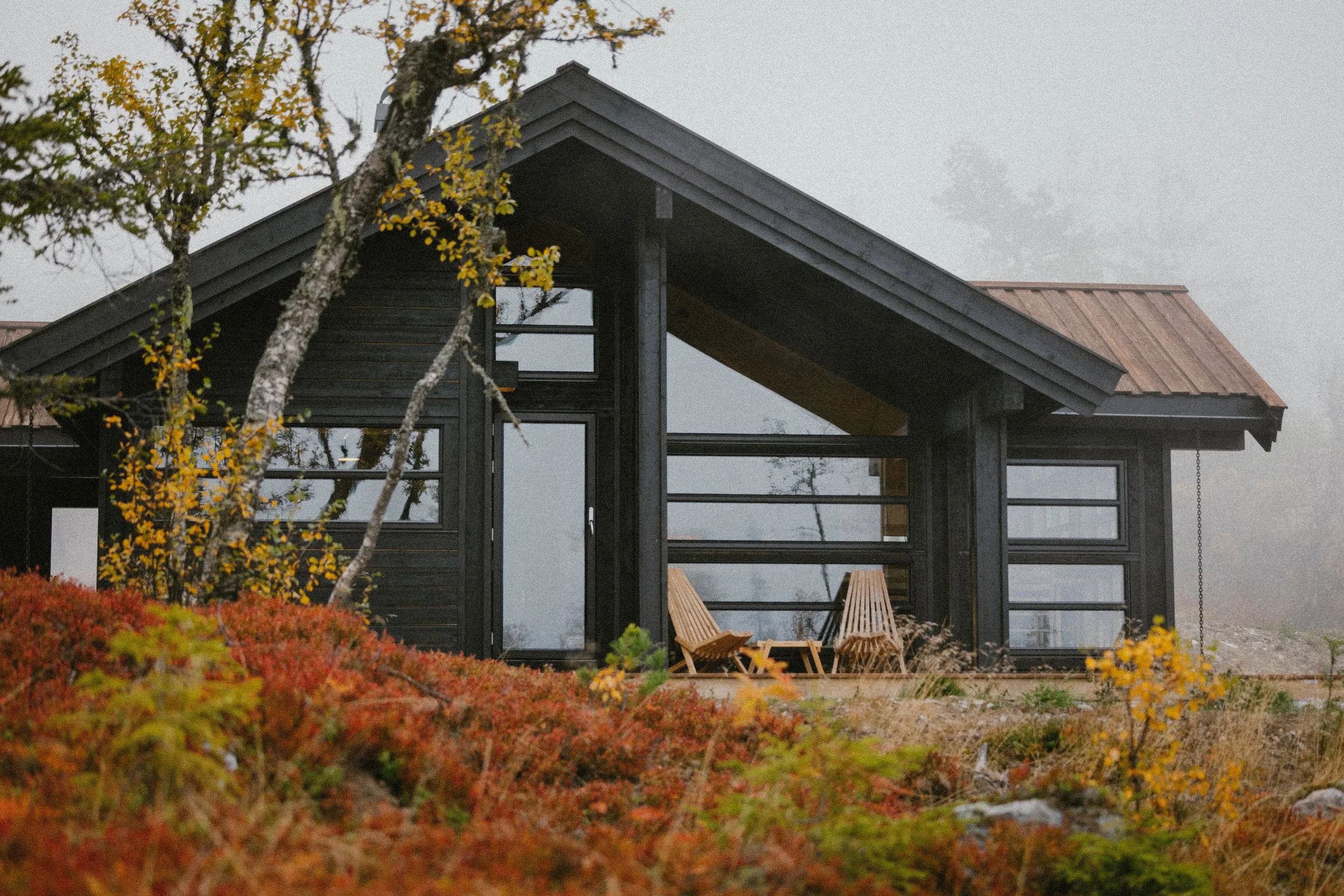 En Ålhytte begynner med stedet