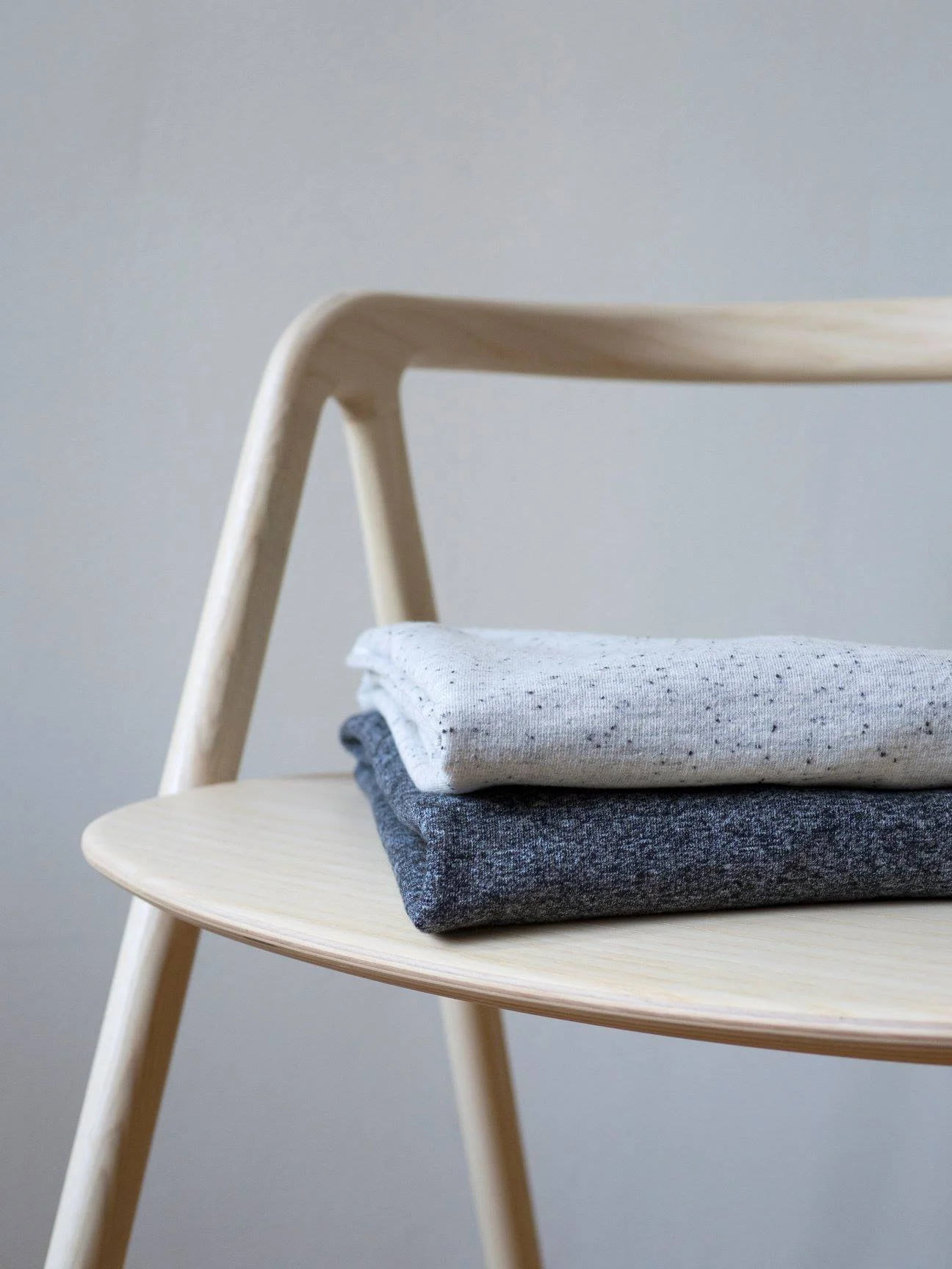 BASIC SWEATER