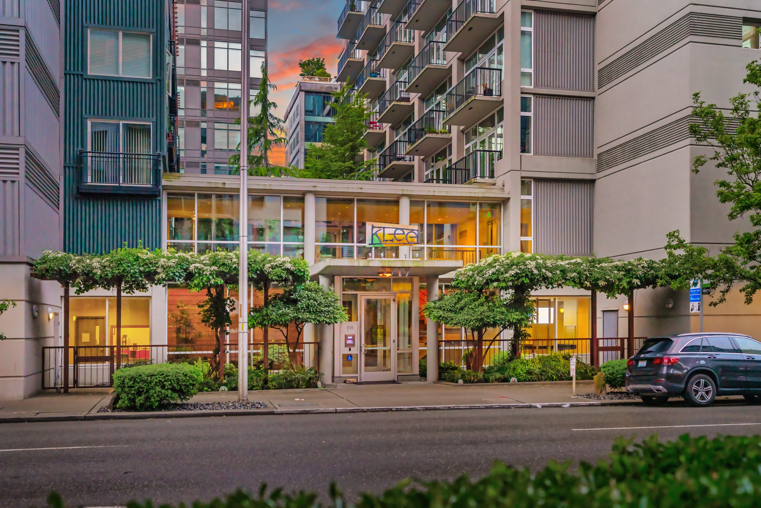 SOLD: 2717 Western Ave #3016, Seattle
