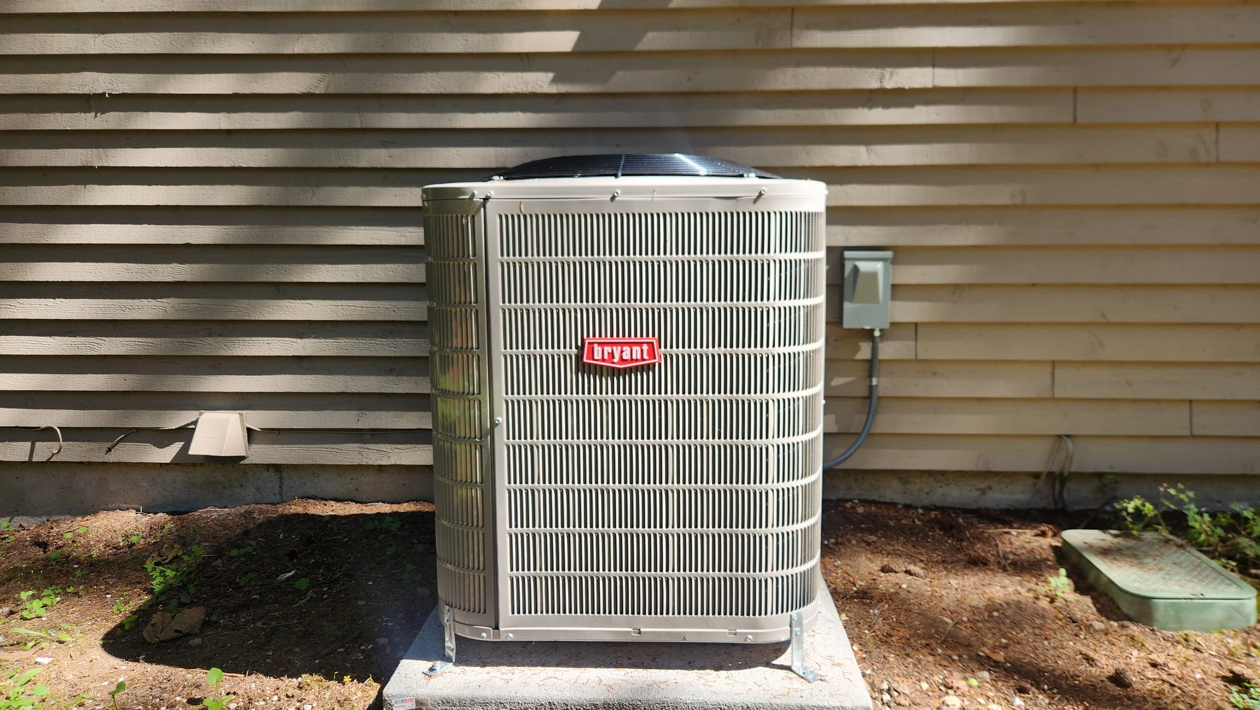 Whole home AC (a rarity in the greater Seattle region!)
