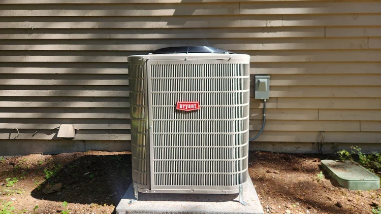 Whole home AC (a rarity in the greater Seattle region!)