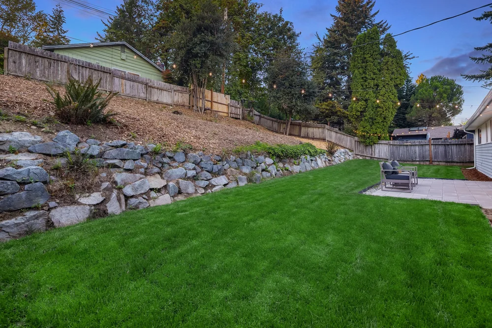 16431 48th Ave S, a McMicken Heights house for sale listed by Brian Huie