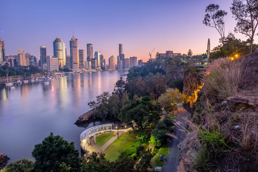 Over the edge at Kangaroo Point