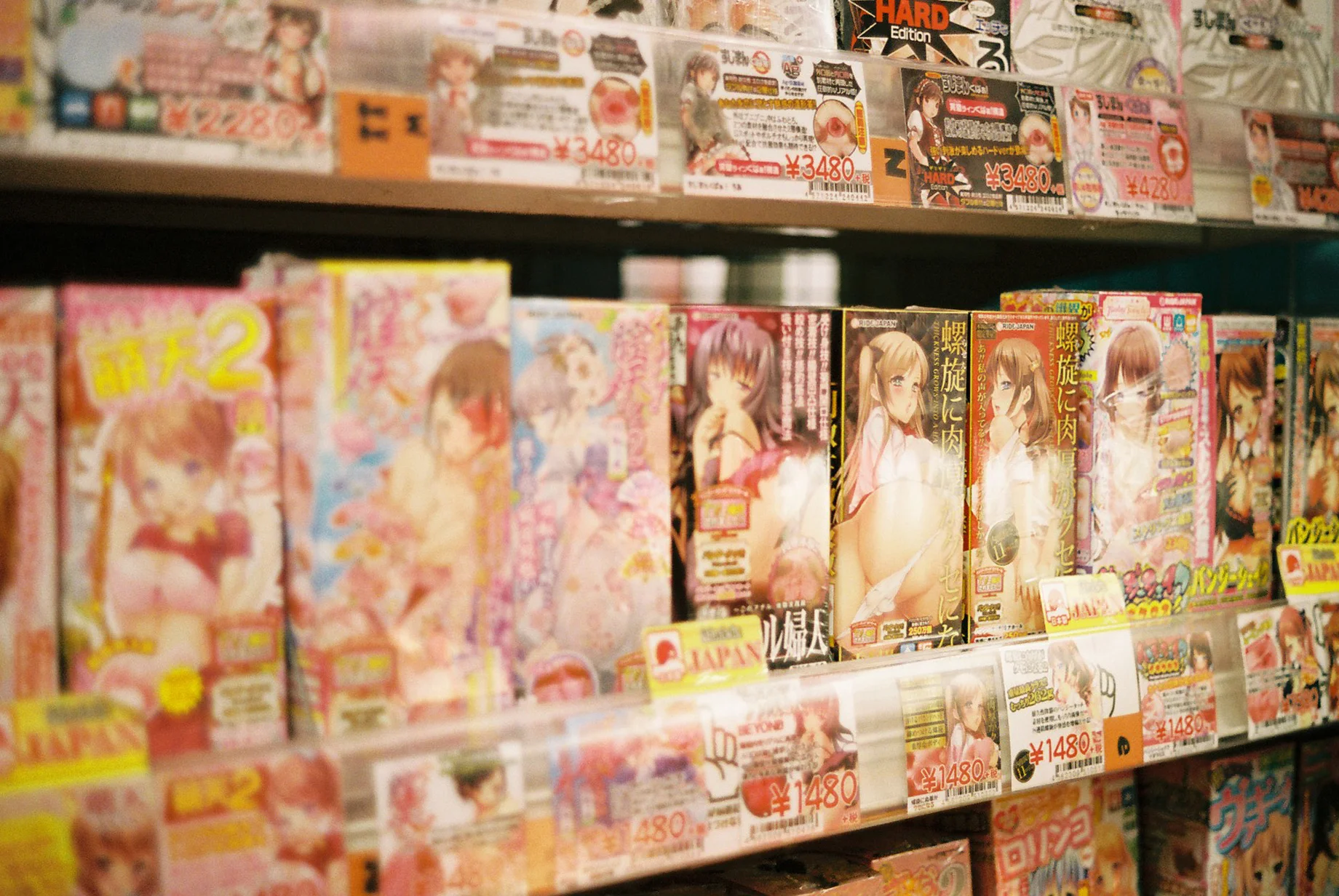 Photo by Frank Piripitsi