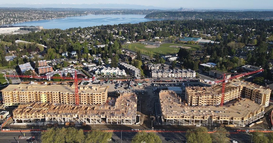 News update! This week marks a momentous portion of the Solera project where one of the towers has completed its framing.&nbsp;The large mixed-use development is located in the Sunset neighborhood of Renton and includes a mix of 590 apartments, 96 to