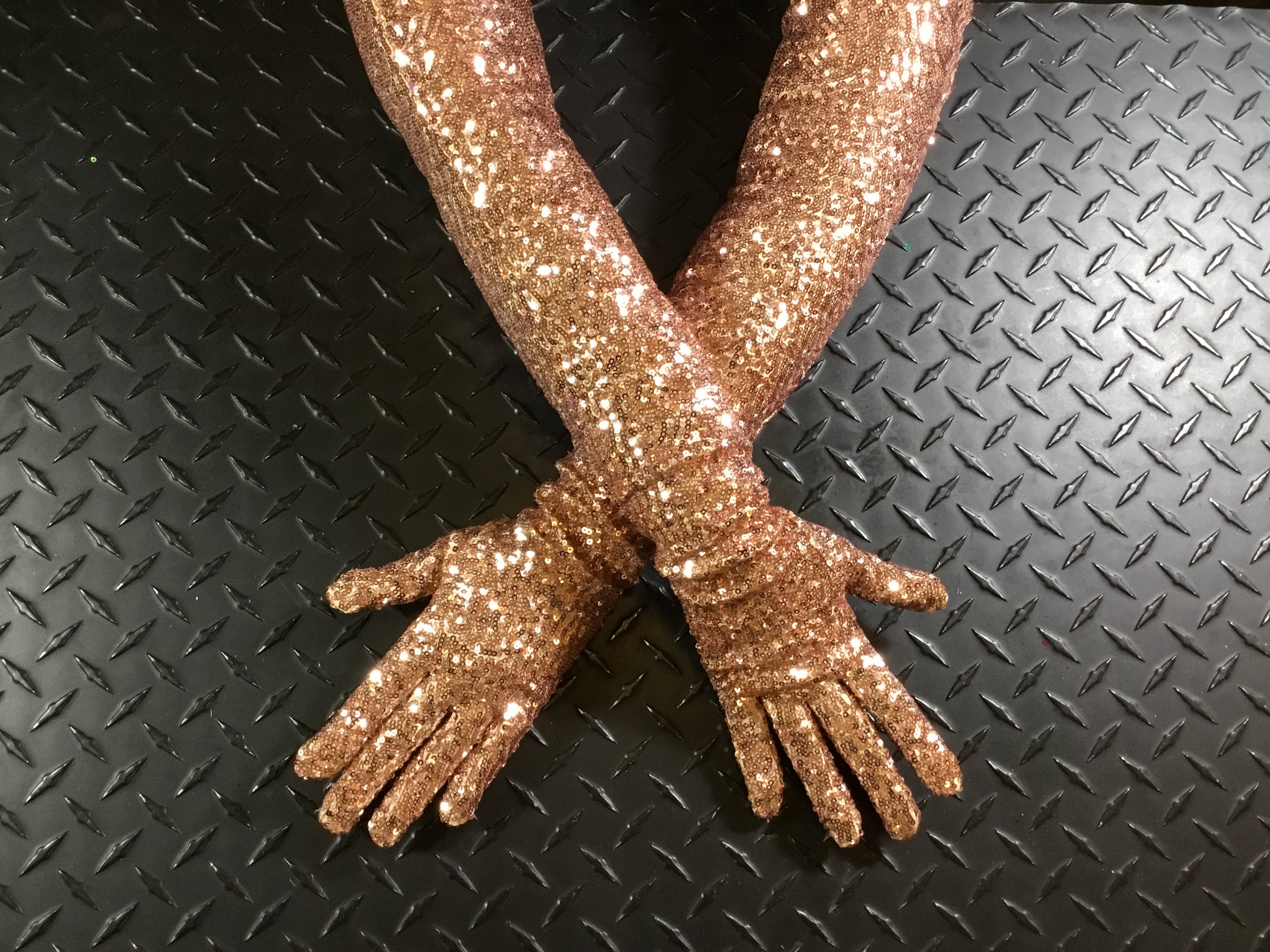 The Sequined Glove That Mesmerized the World - The New York Times