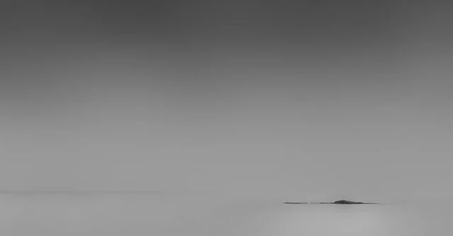 Horizon Series&quot; March 21, 2015, selected by PH 21 Gallery in Budapest as an honorable mention in its May 2020 &quot;Silence&quot; exhibition, #seascapephotography, #minimal_shots, #seascape, #fineartzone