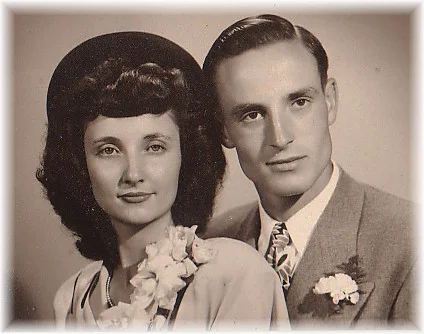 &nbsp;&nbsp;&nbsp;&nbsp;&nbsp;&nbsp;&nbsp;&nbsp;&nbsp;&nbsp;&nbsp; Mom and Dad were married on August 27, 1948.