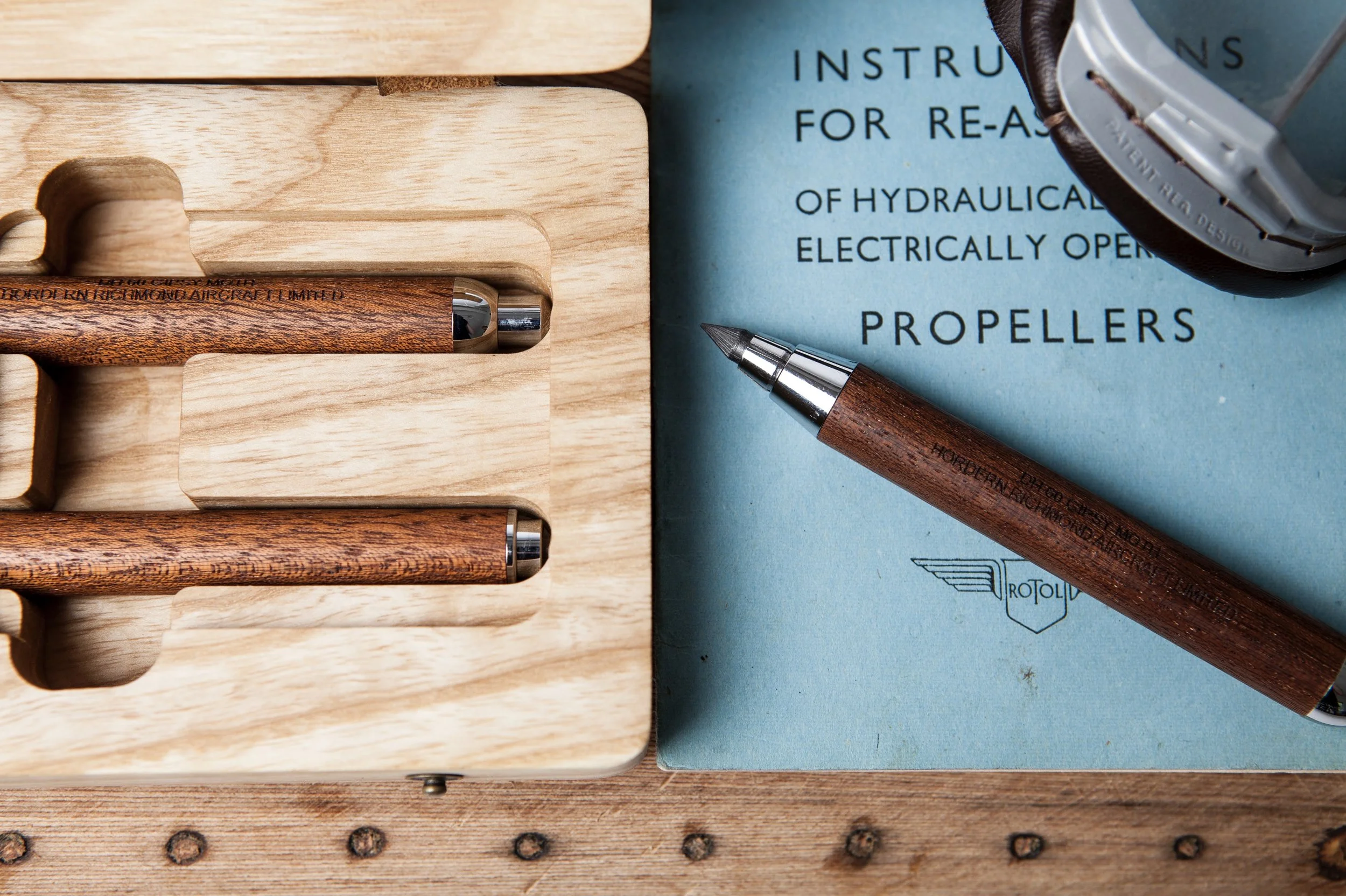 Gipsy Moth Pen and Pencil Set
