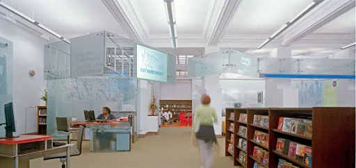 Carnegie Library of Pittsburgh Main Facility in Oakland, interior view of the teenspace. Pittsburgh, 2004, EDGE Studio (GBBN Architects). Photo: Dennis Marsico. Courtesy GBBN.