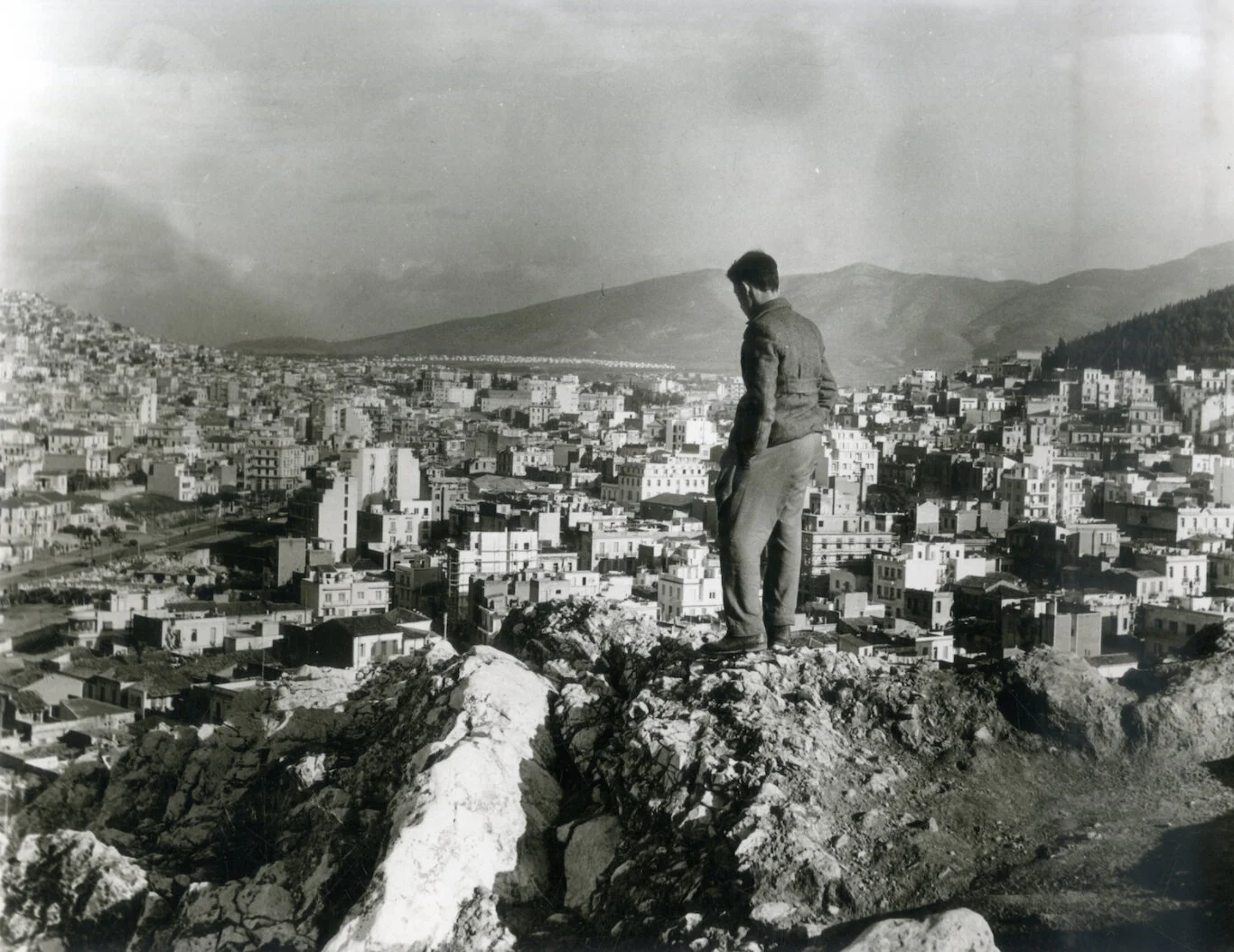 Builders, Housewives and the Construction of  Modern Athens
