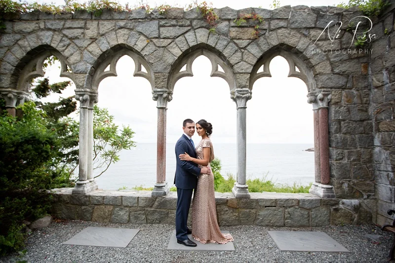 Hammond Castle engagement photos_10.jpg