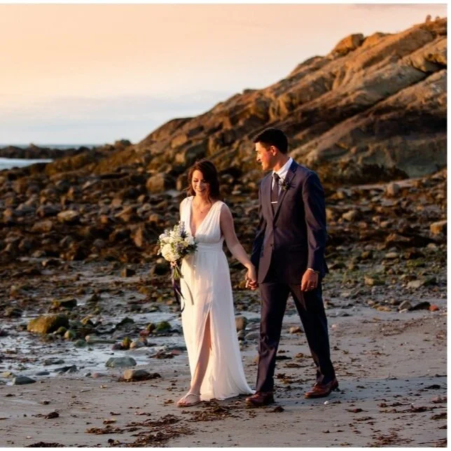 Weddings  |  Jaclyn &amp; Bud  |  Gun Rock Beach, Hull