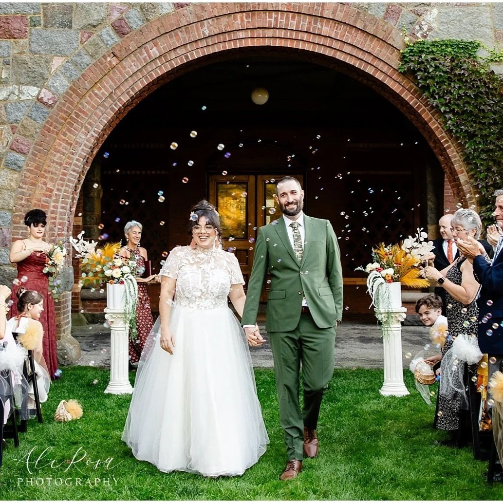 Weddings  |  Vicky &amp; Joe  |  Eustis Estate, Milton, MA