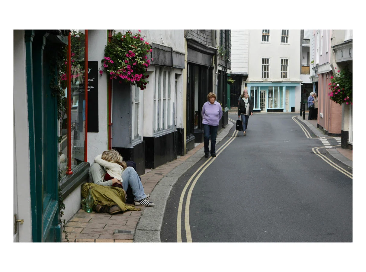 Kissing (Totnes, England, 2010) by Johnny Green (43 x 53cm) Price: £300 Size: 16.9 H x 20.9 W x 1.2 in This is the 1st of 12 Limited Edition C-type Lambda prints, encased in a beautiful gloss white ayous wood frame. The matt photograph is signed & dated en verso by the artist and has an elegant off white mount also.