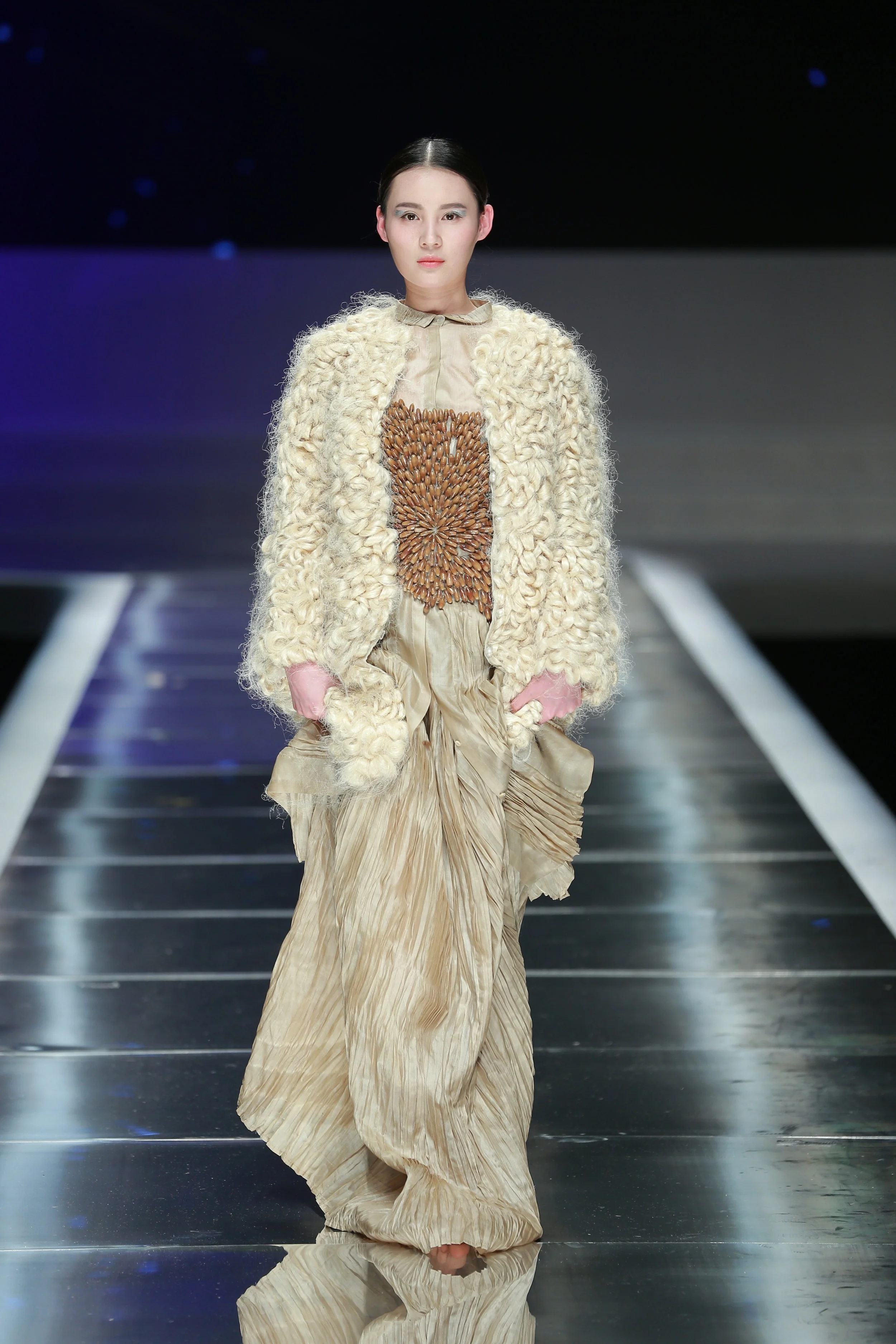 HEMPEL INTERNATIONAL FASHION SHOW & AWARDS