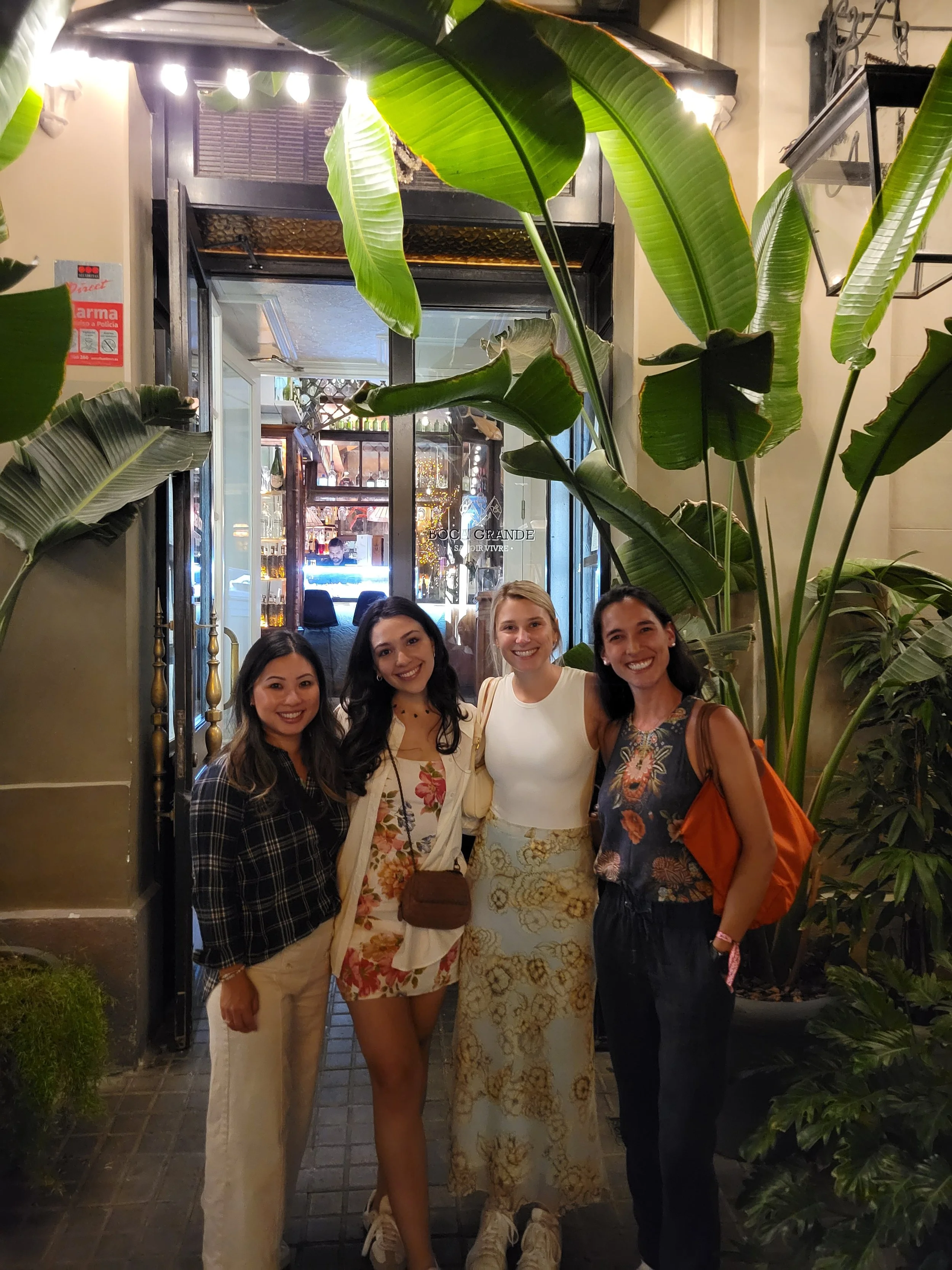 IASR AFSP 2023 Barcelona CHamP Lab Dinner.jpg