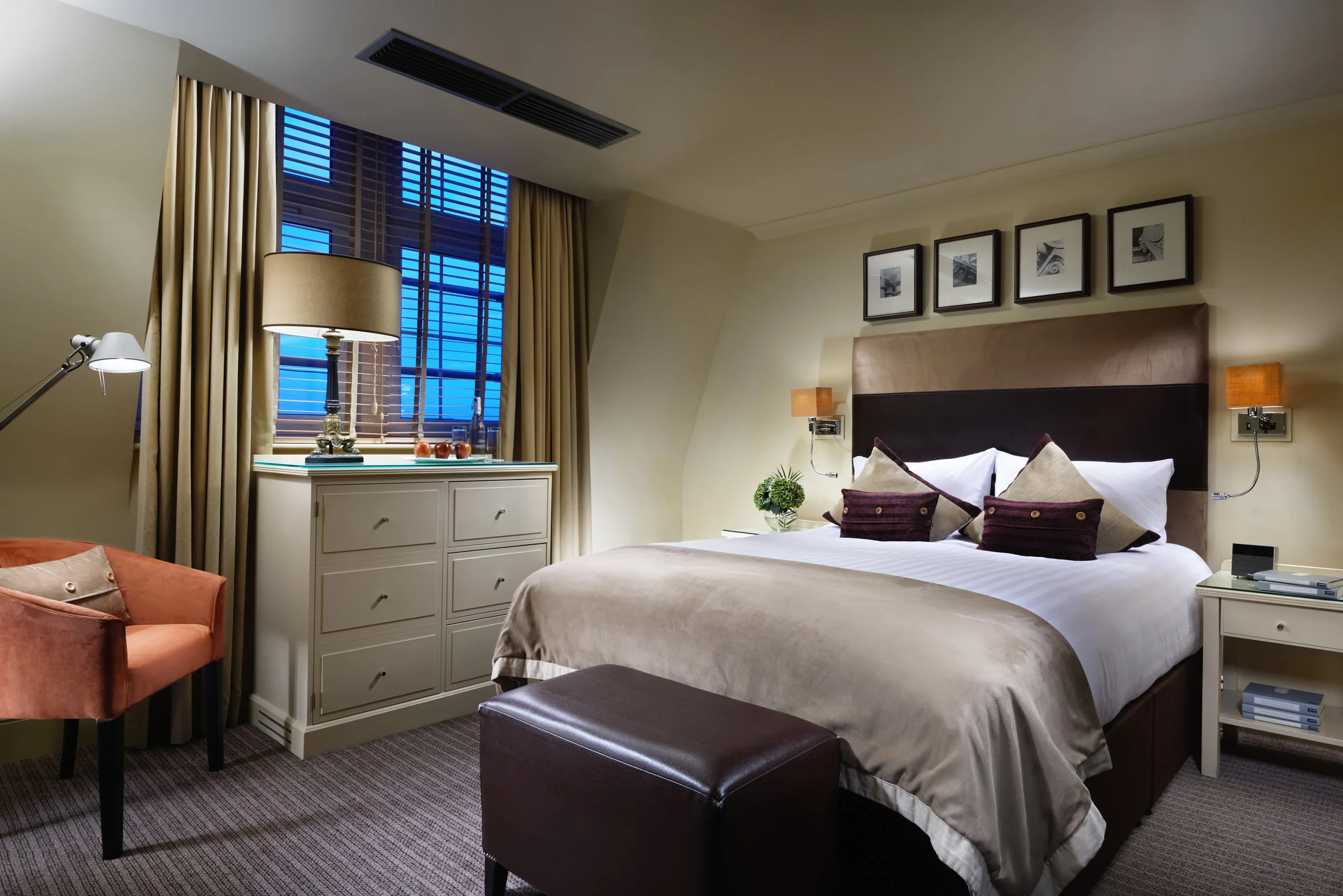 London_Bridge_Bedroom_1_Jack_Hardy_2014.jpg